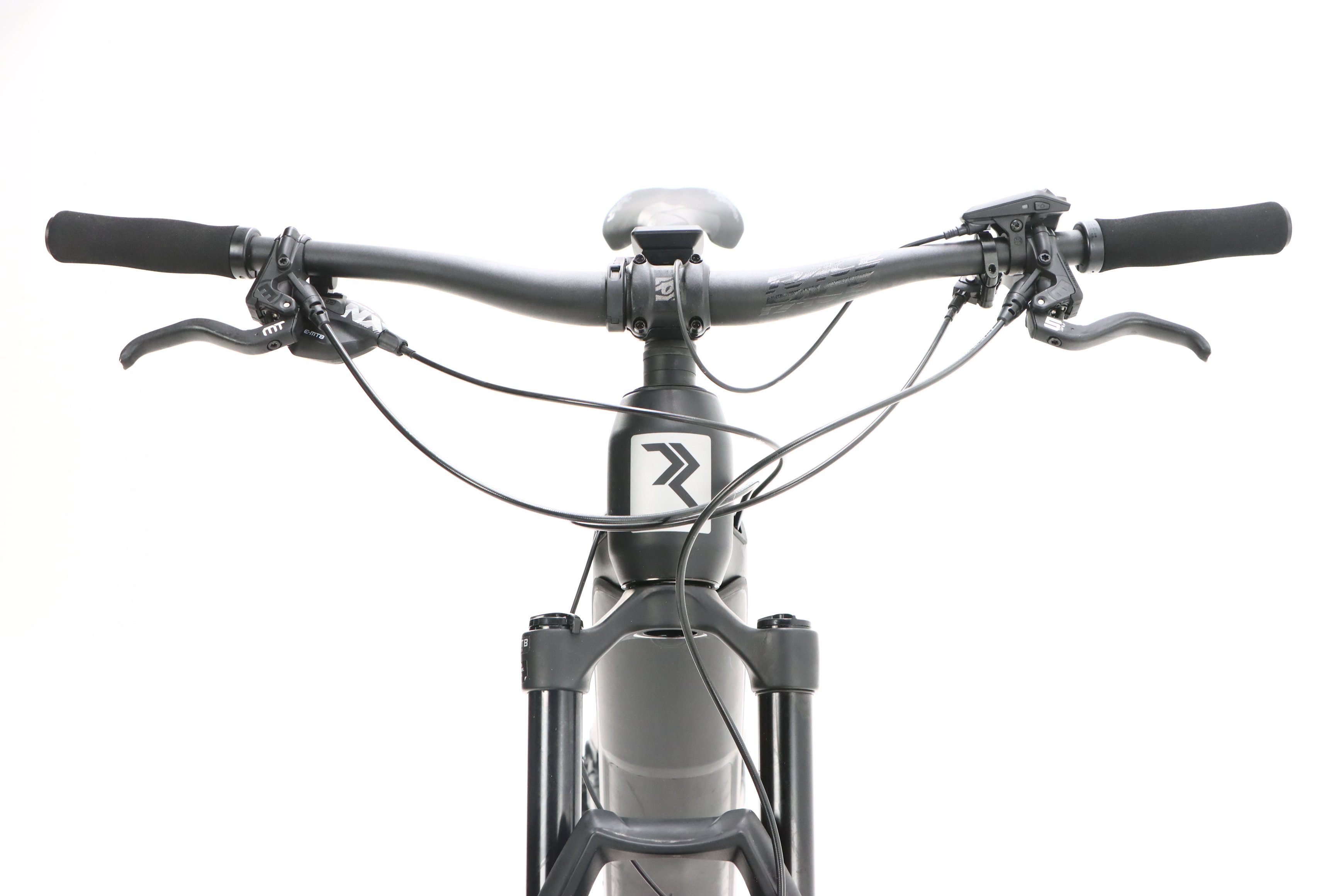 73b26176-29e2-462e-82b9-e64c93560a2f