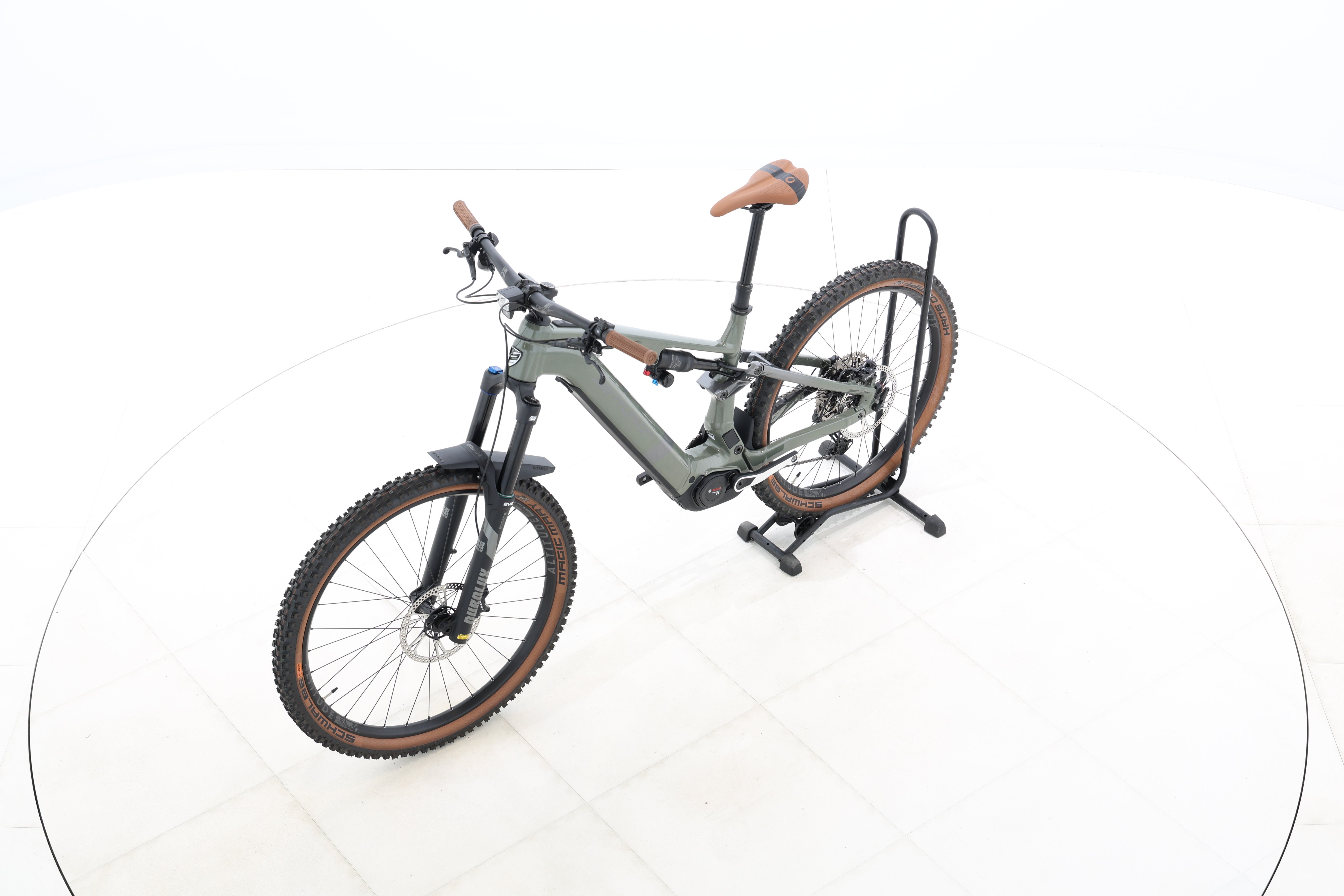 a42c325a-02db-428d-bf95-a39ca9688714