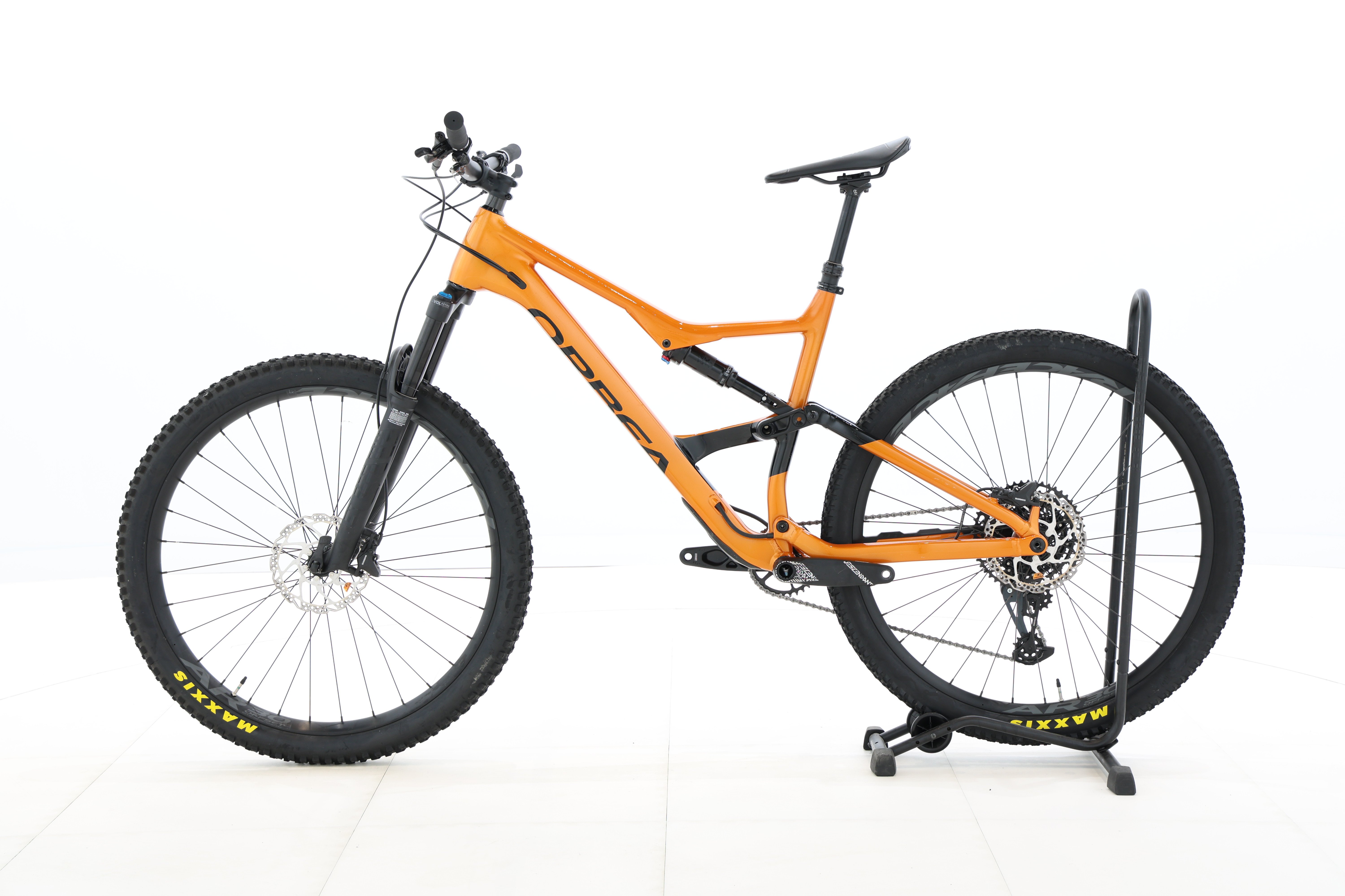 03312488-12a4-4d0c-88b3-2f19d34bca75