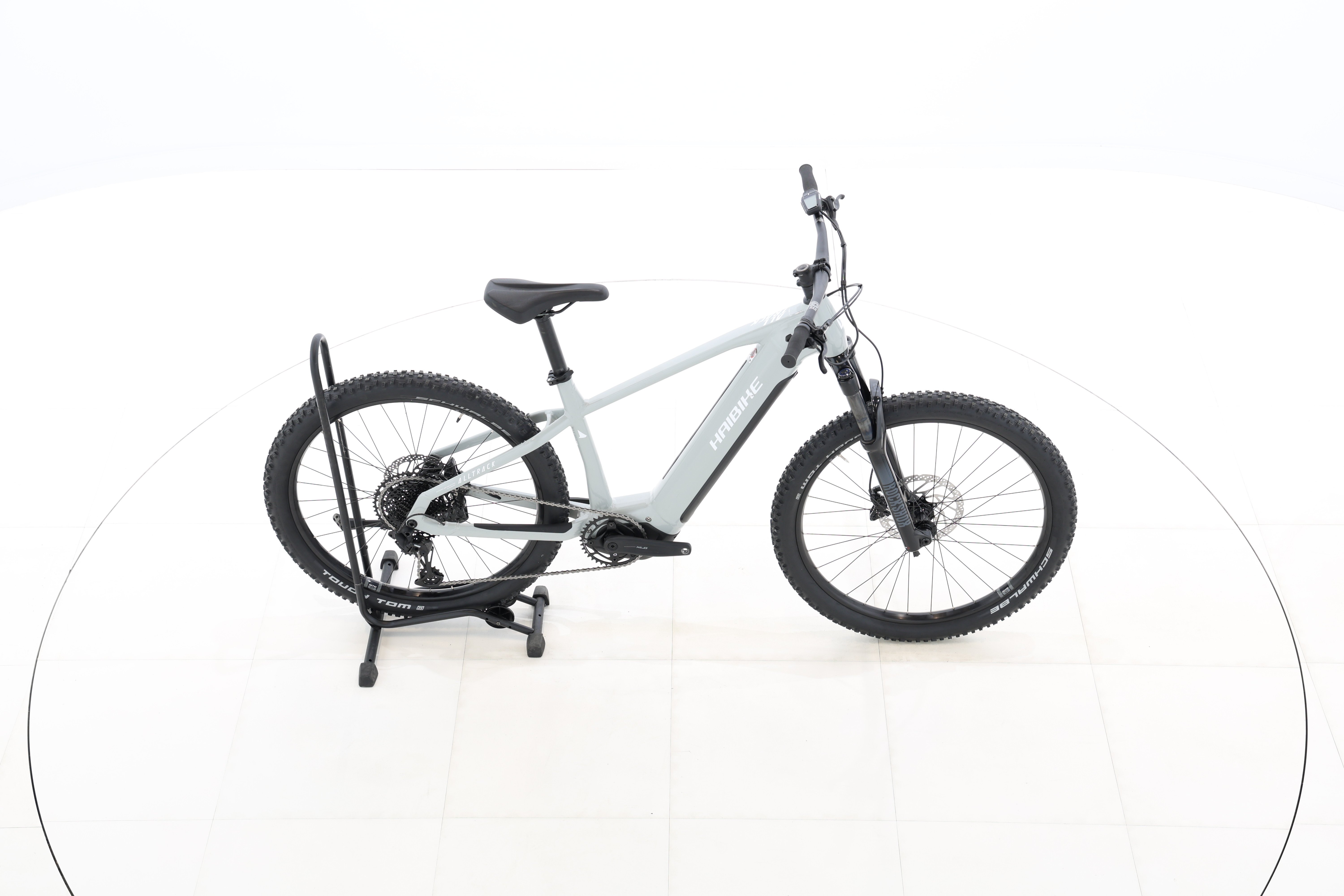 6cf4613a-8f66-4ff1-9d7c-48ee653e1729