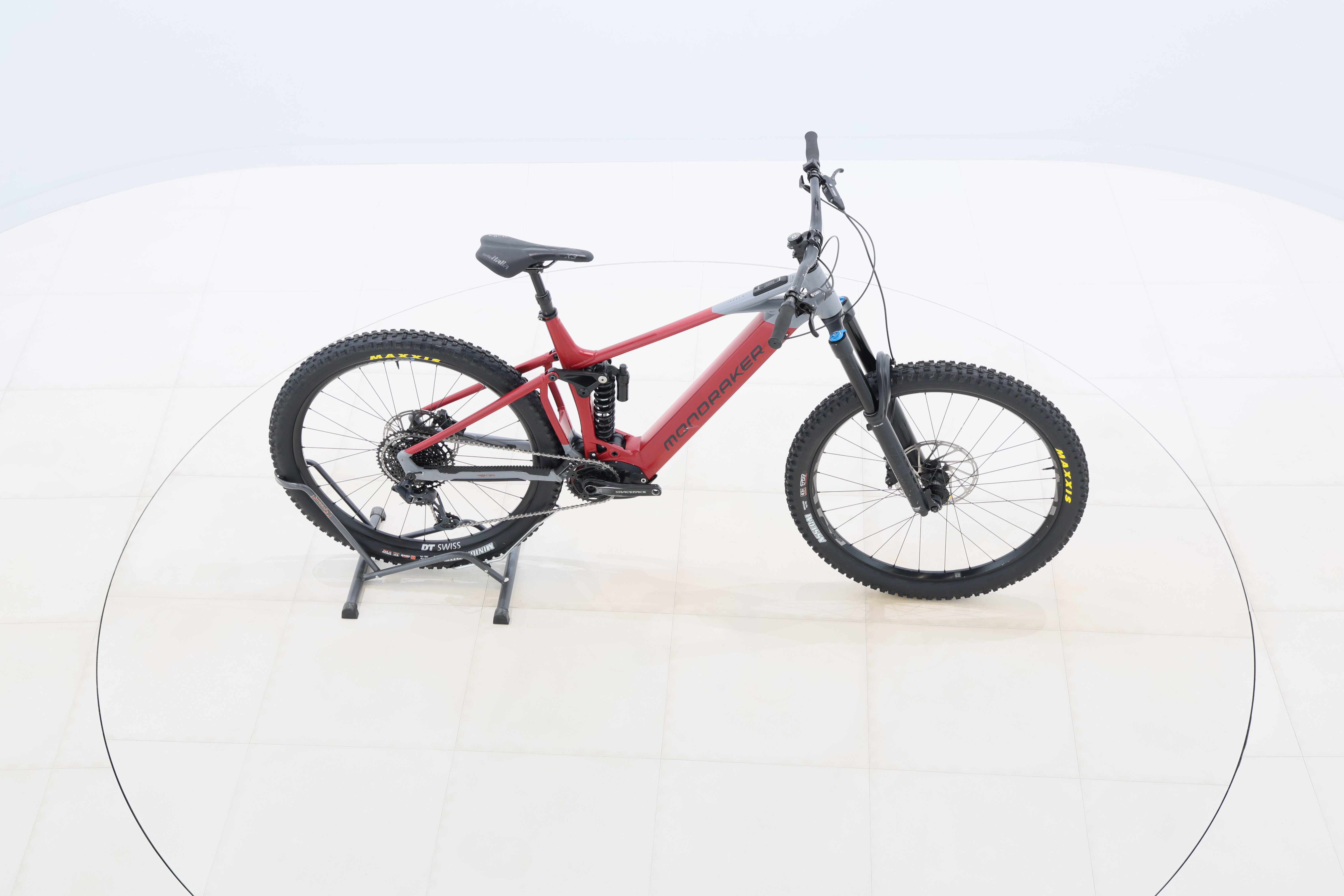 8e53eef9-33e7-41d8-b37d-a692e3cf8f25