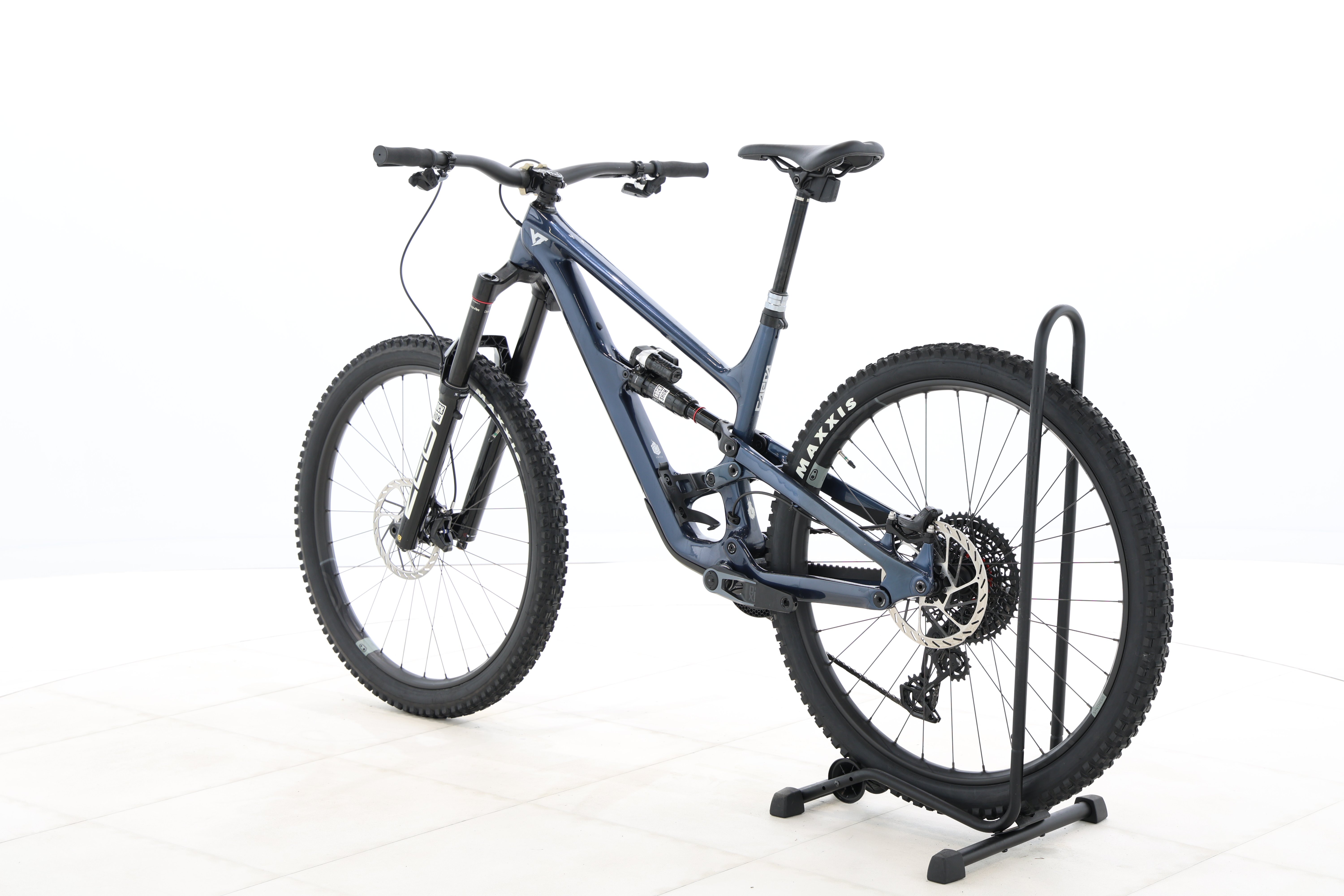 d9c5195d-de66-416c-b00b-930dce6a7afb