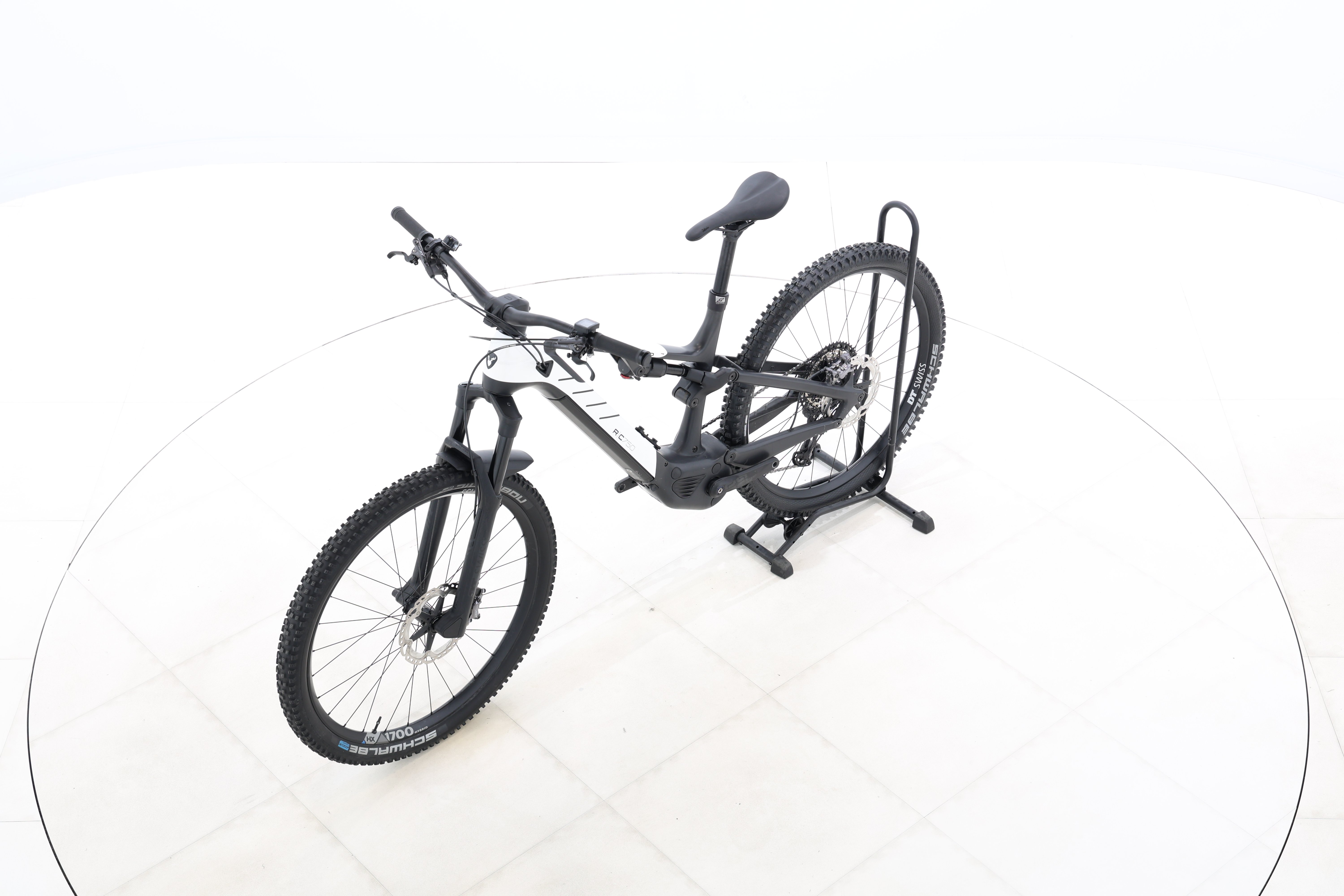 677a6ae1-c7d5-4ea0-a83a-4be5c441f498