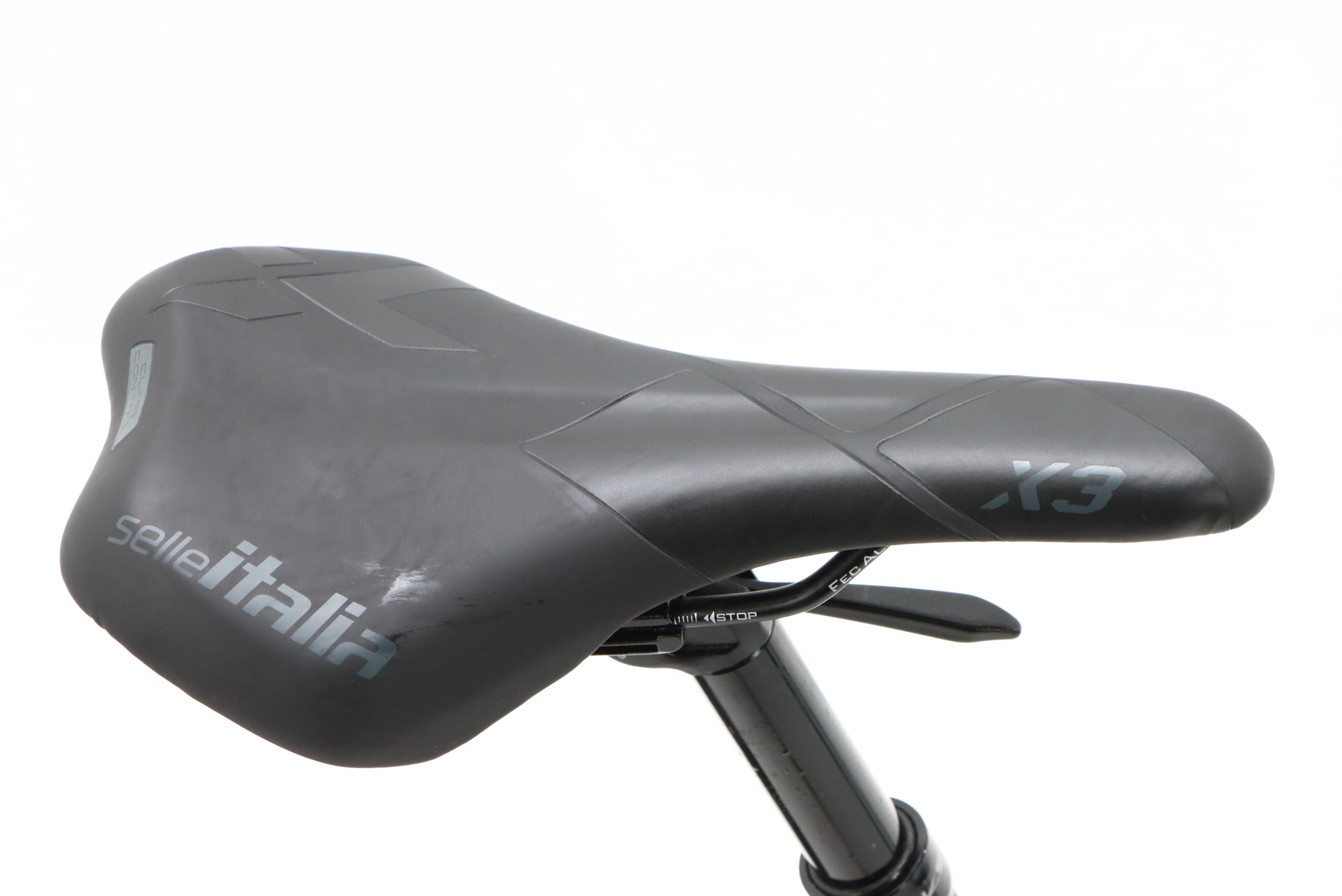 fb36a6d0-a9e5-464f-a568-4e4aa4390964