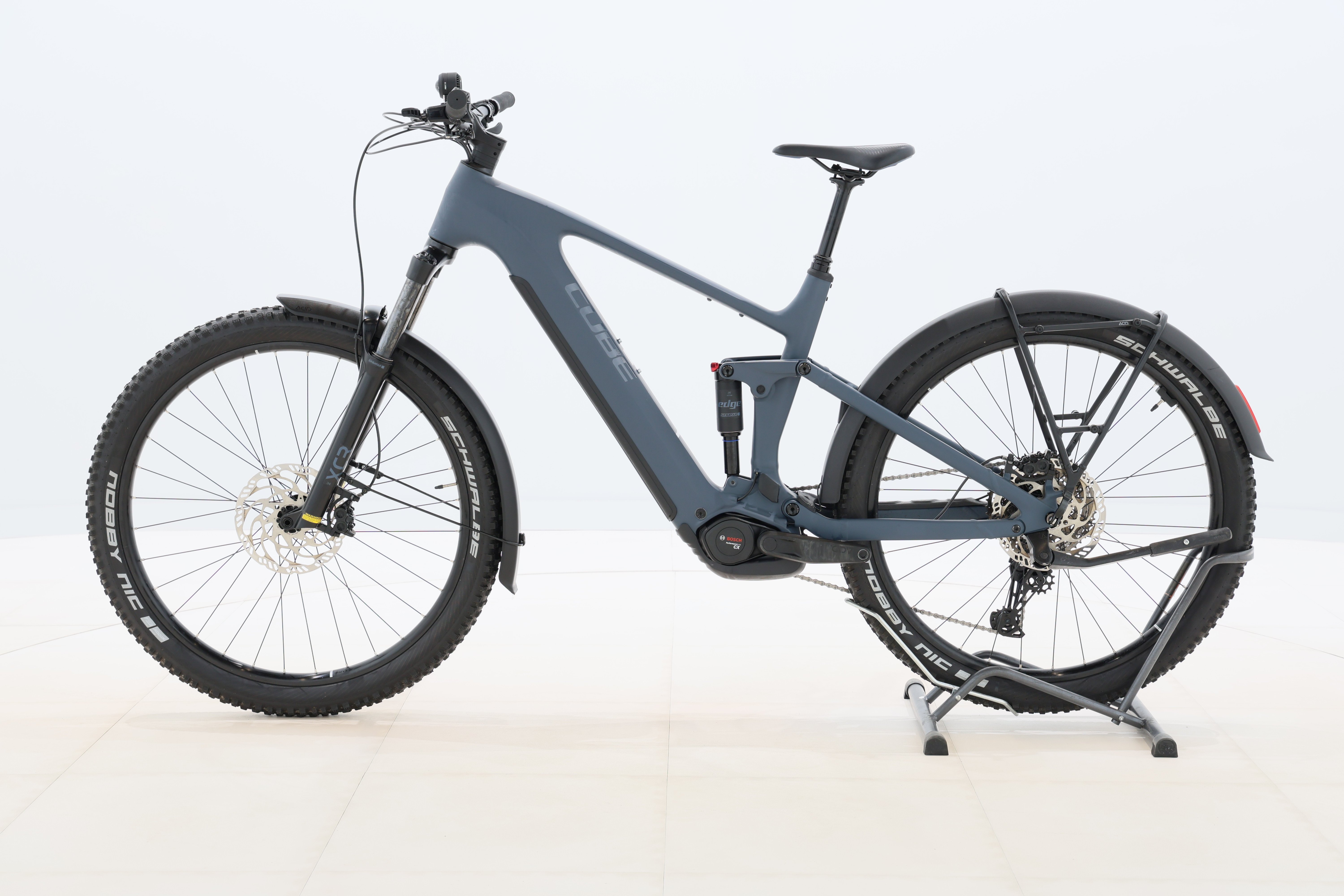 3f5cd1e7-e868-4bb9-b8c5-0ffb56fc099a