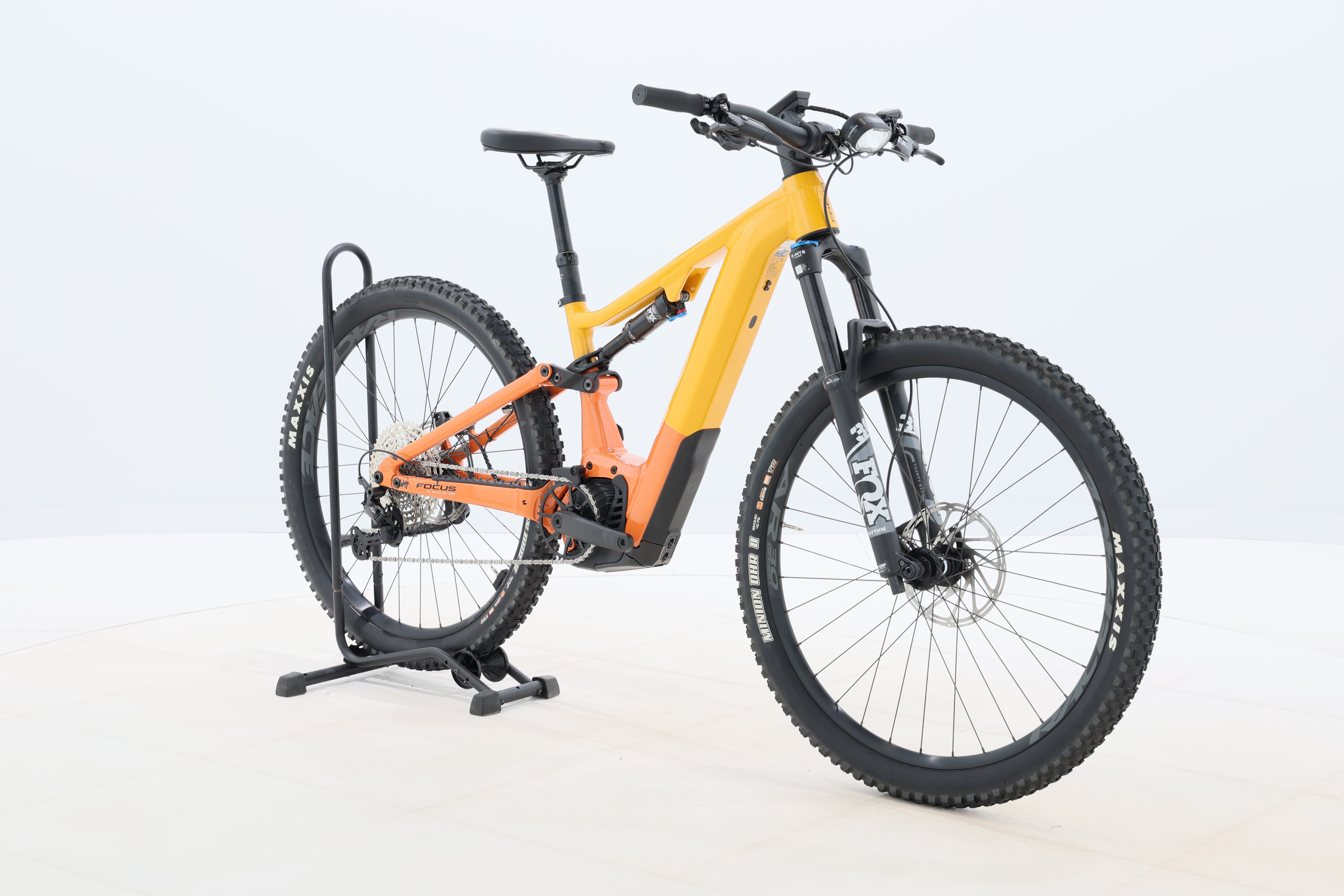 ddafe04e-f914-465f-beba-27c9982dab6e