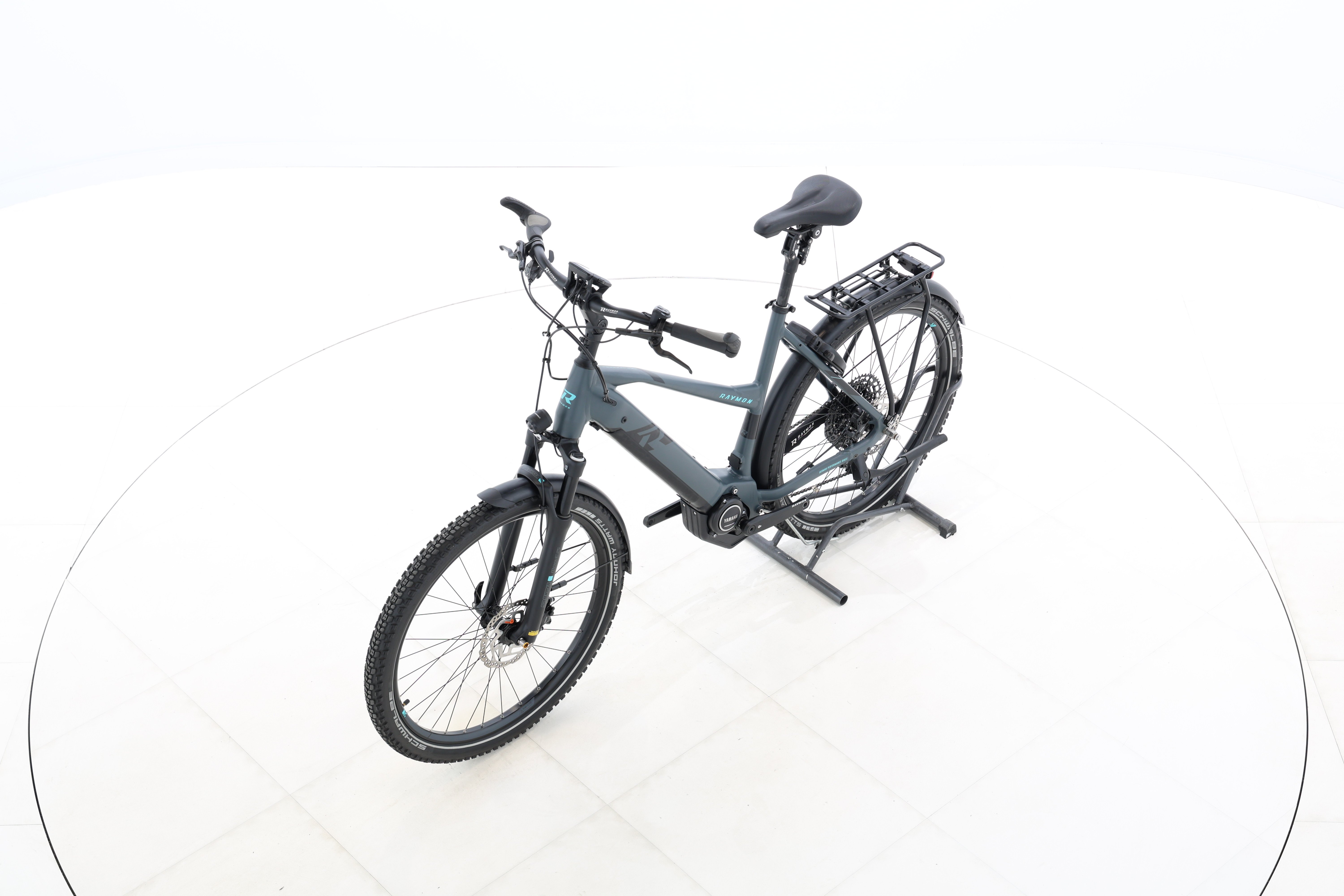 f9a24cf5-1bcf-4768-ab2c-f69fc65c4518