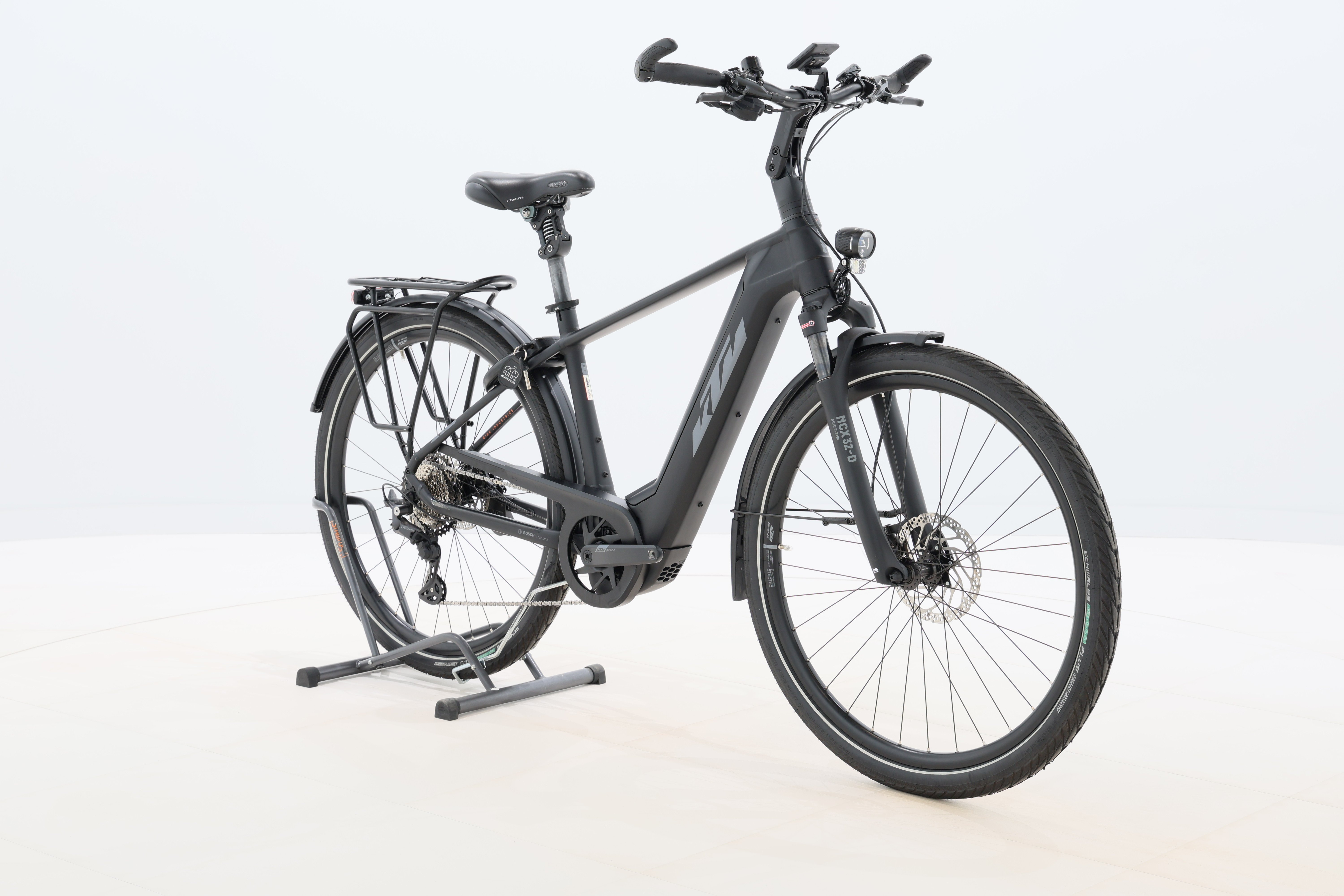 7b21debe-35d8-44b1-9d8d-38c36c6daf9a