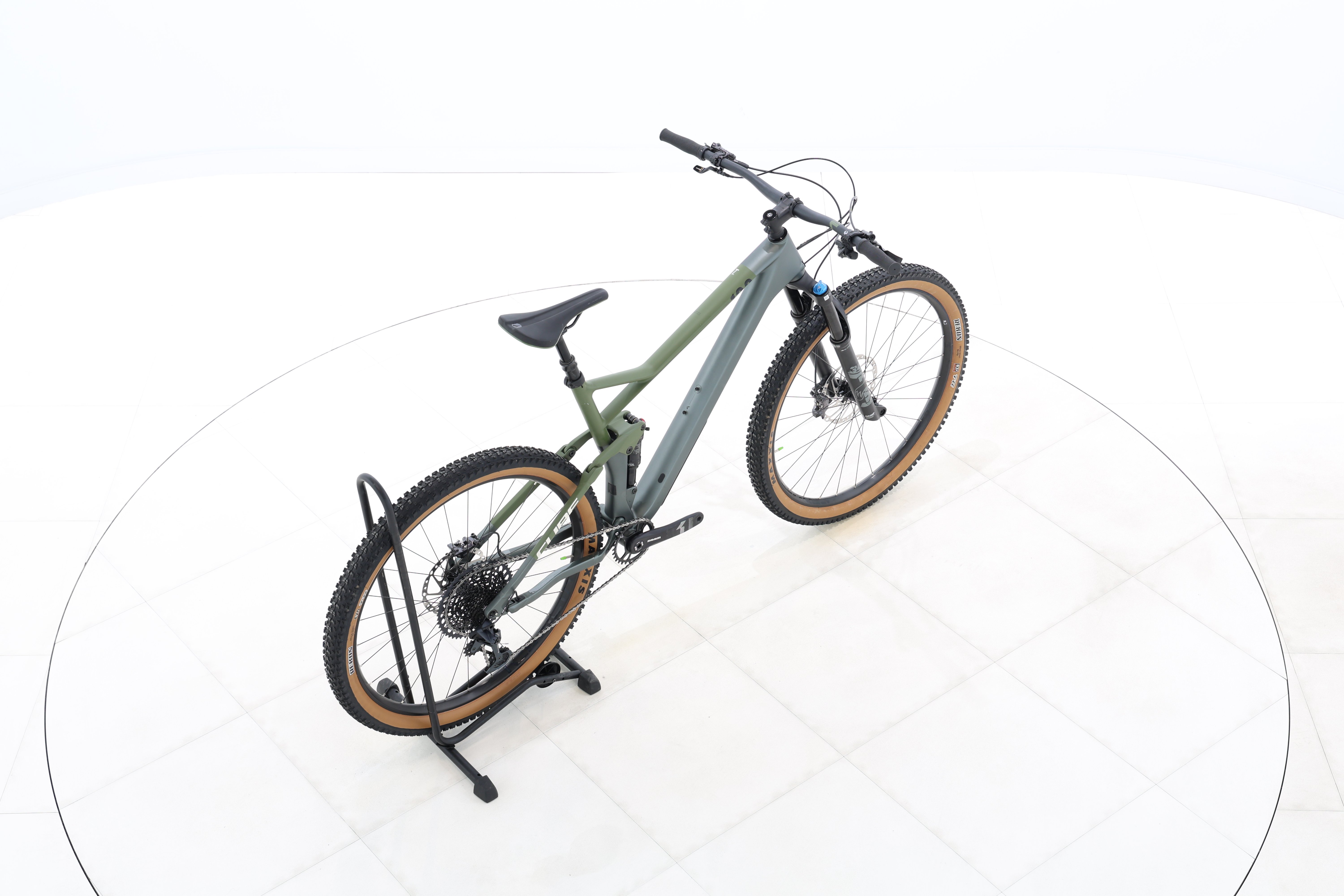 dd6e0242-c934-4796-8fb4-0ad901ab95f1