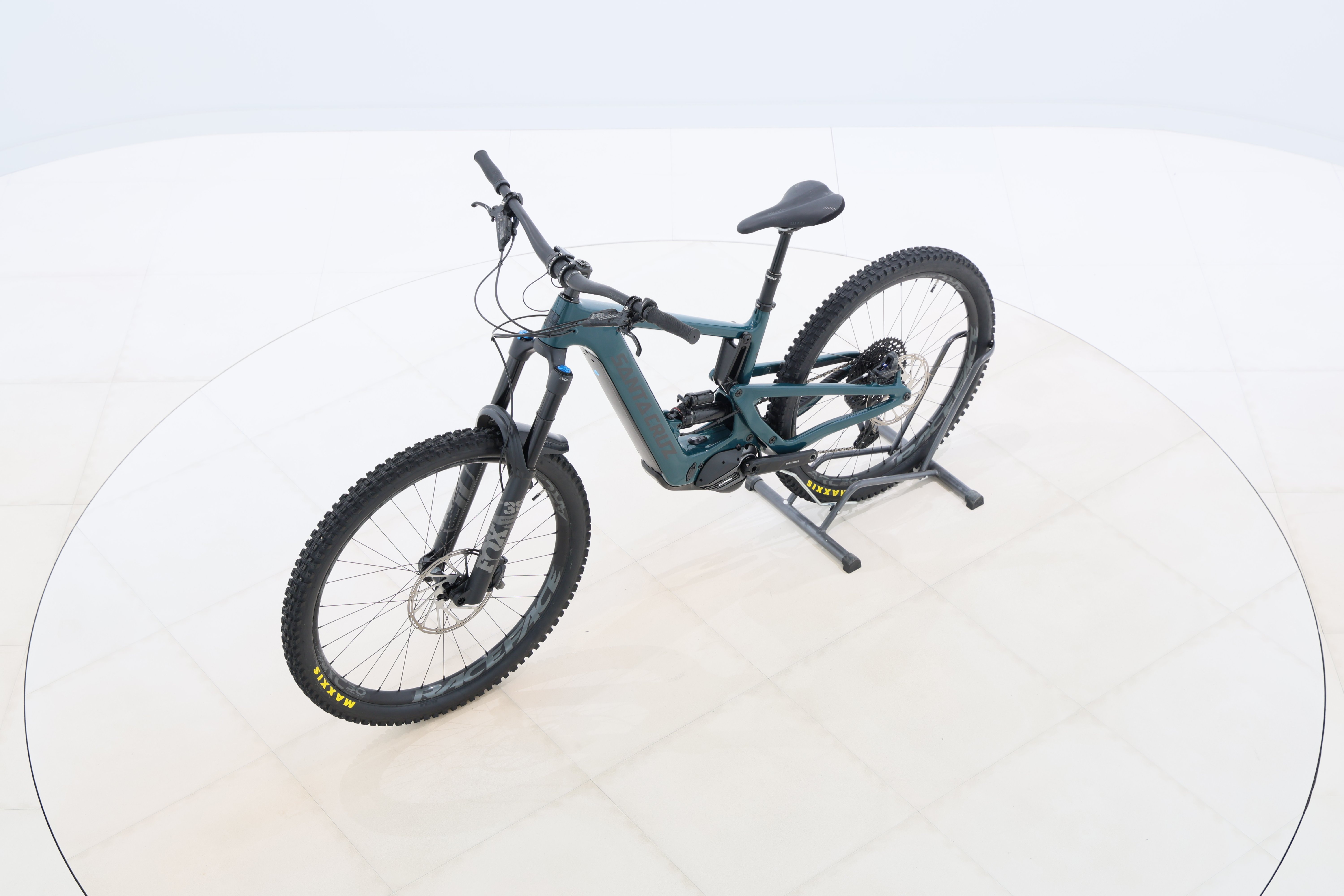 eb9f3fe0-0d44-4747-ada5-24768945b494