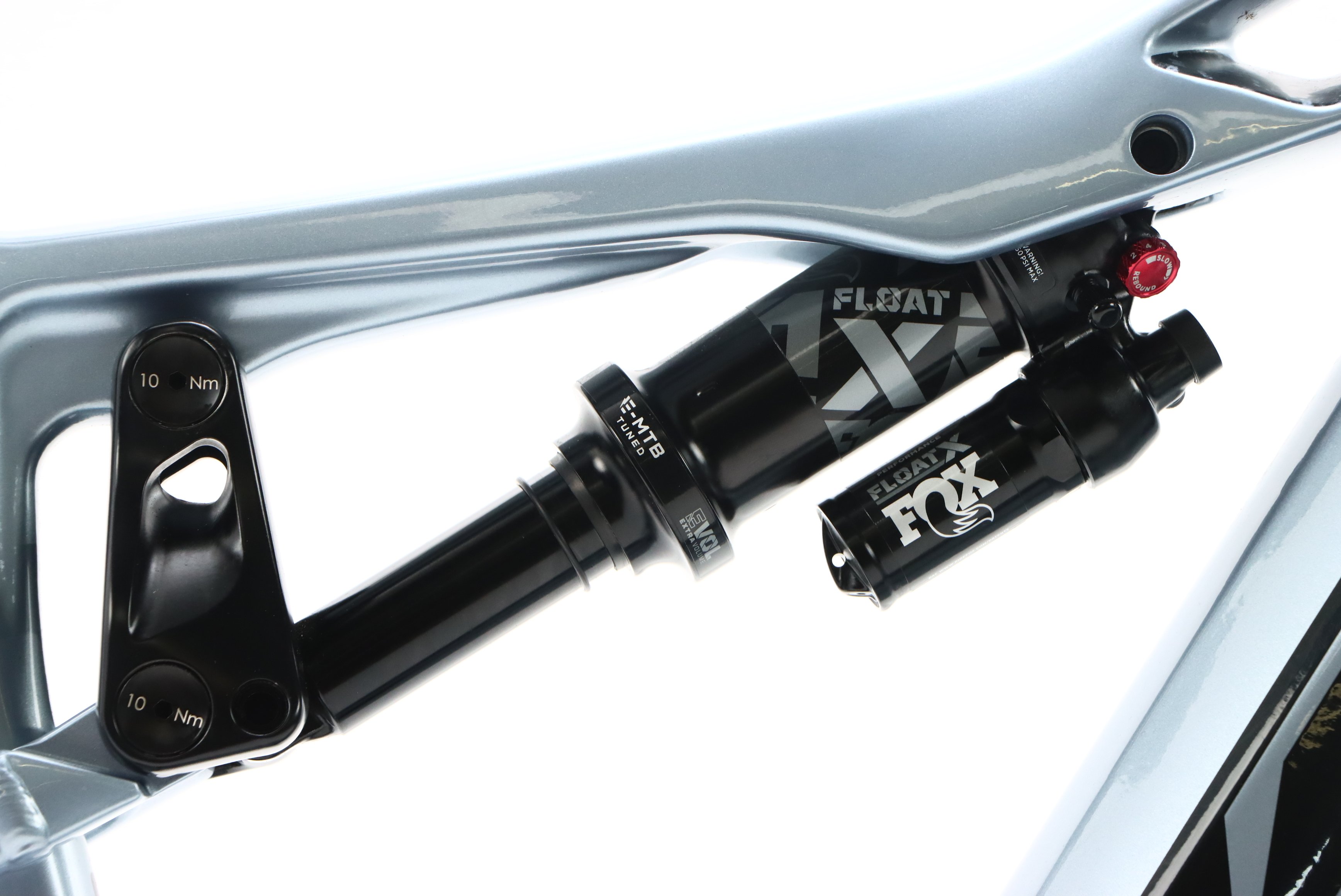 6a16bfce-2912-4a77-a5b8-7d794a2be18c