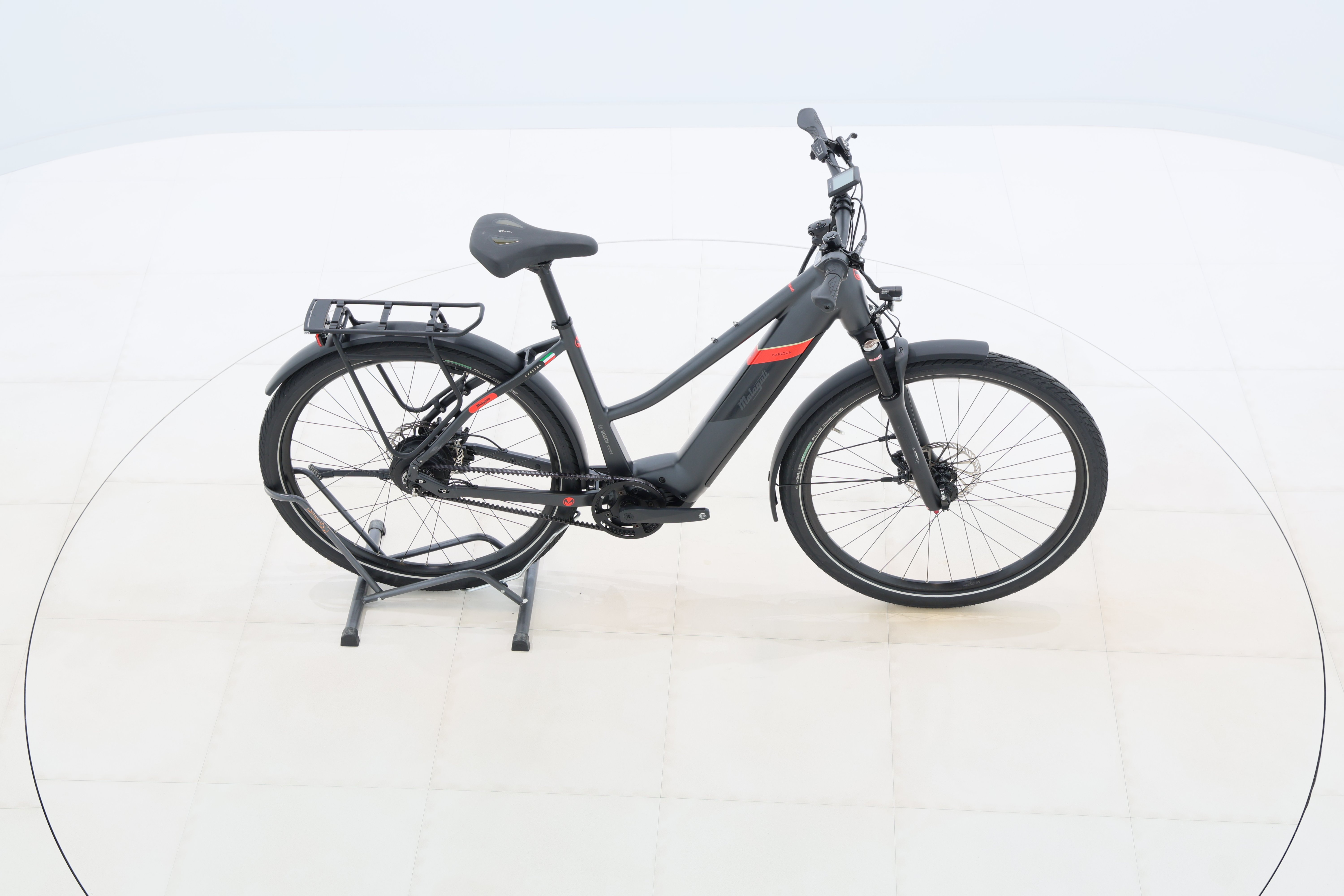 55d8c613-b9e9-4186-b170-7817a41e8139