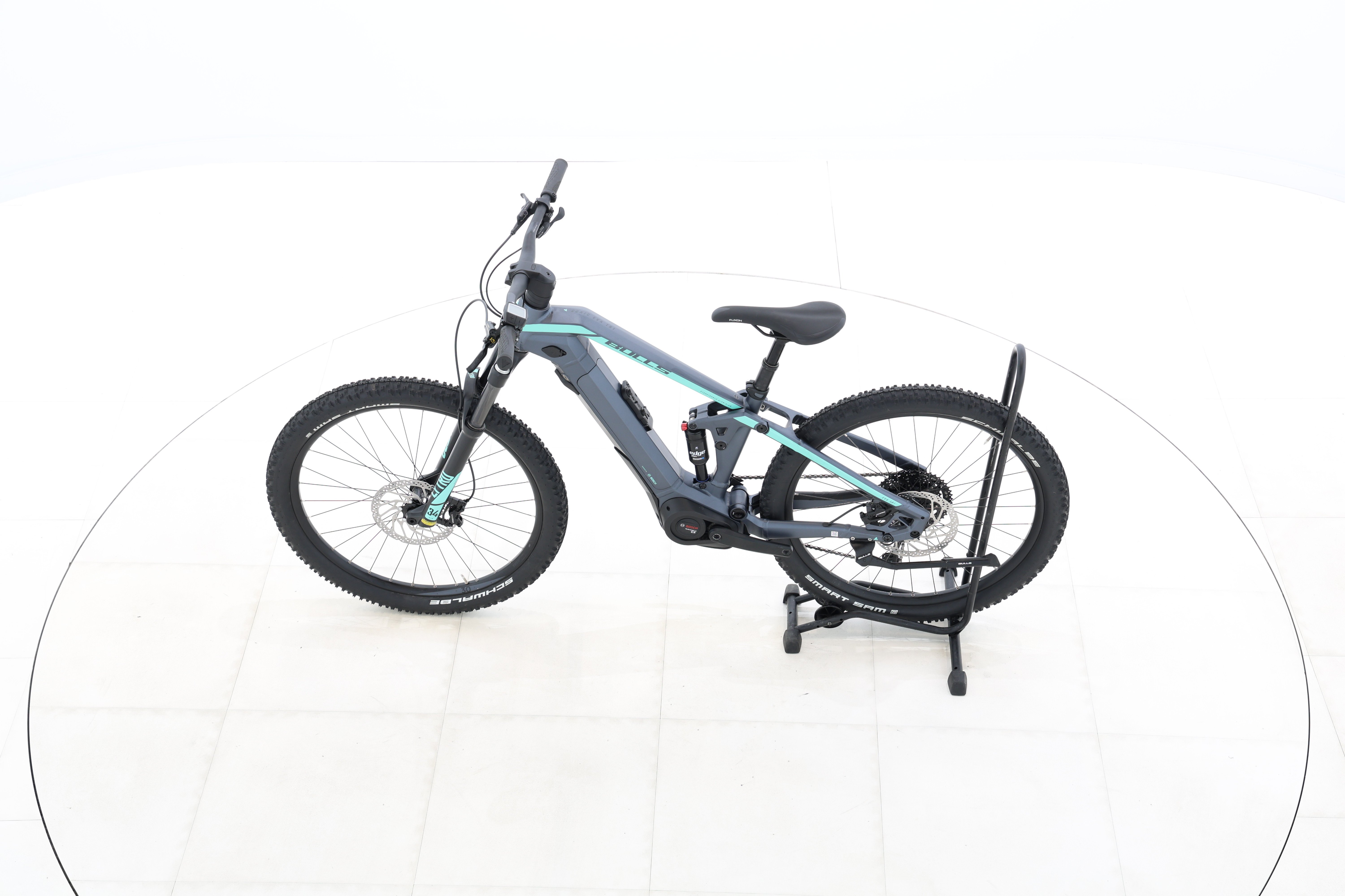 1b732501-d0dd-415b-b1a6-79473737cb8c