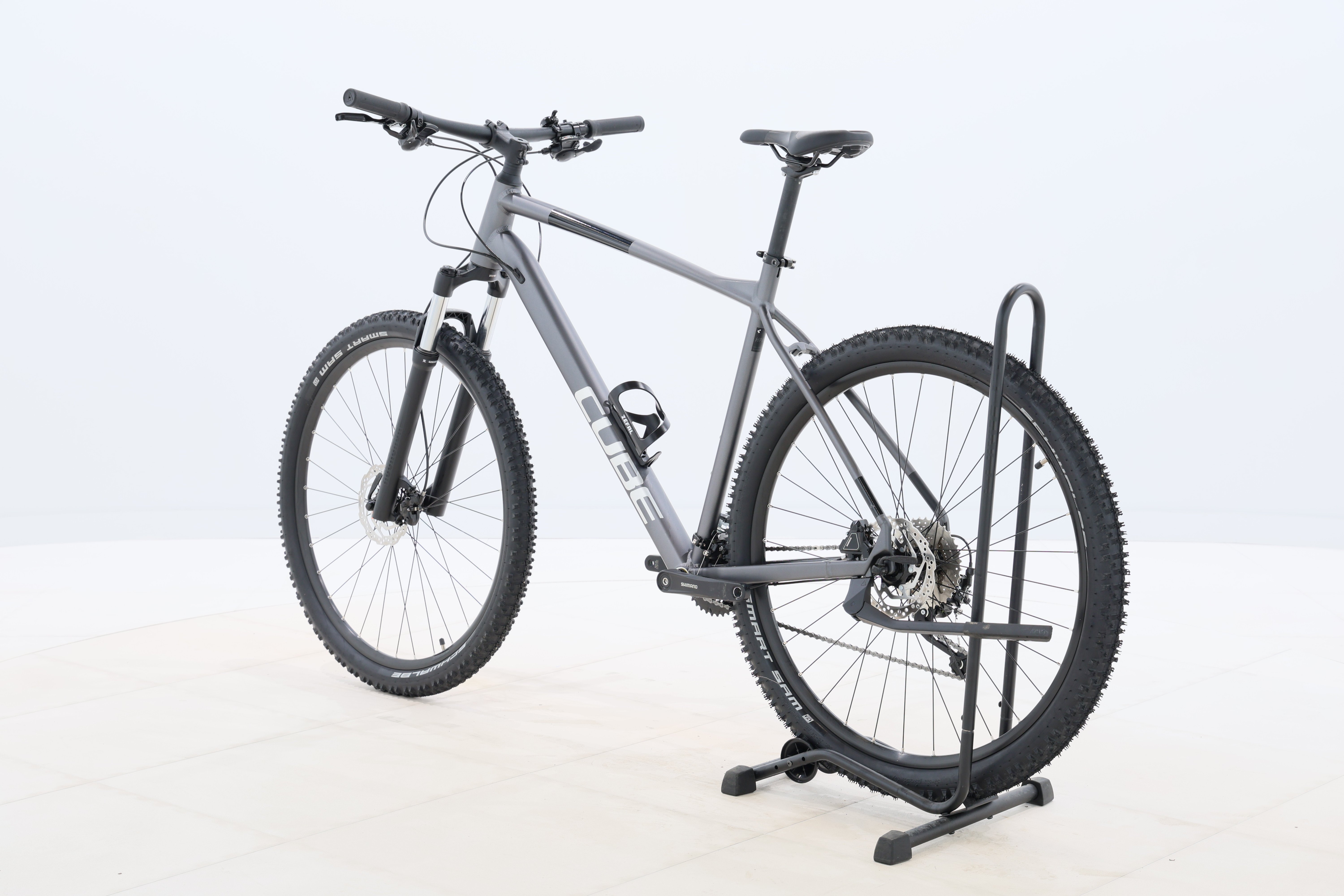 15c3b755-bdfd-42d8-8378-02d39288681e