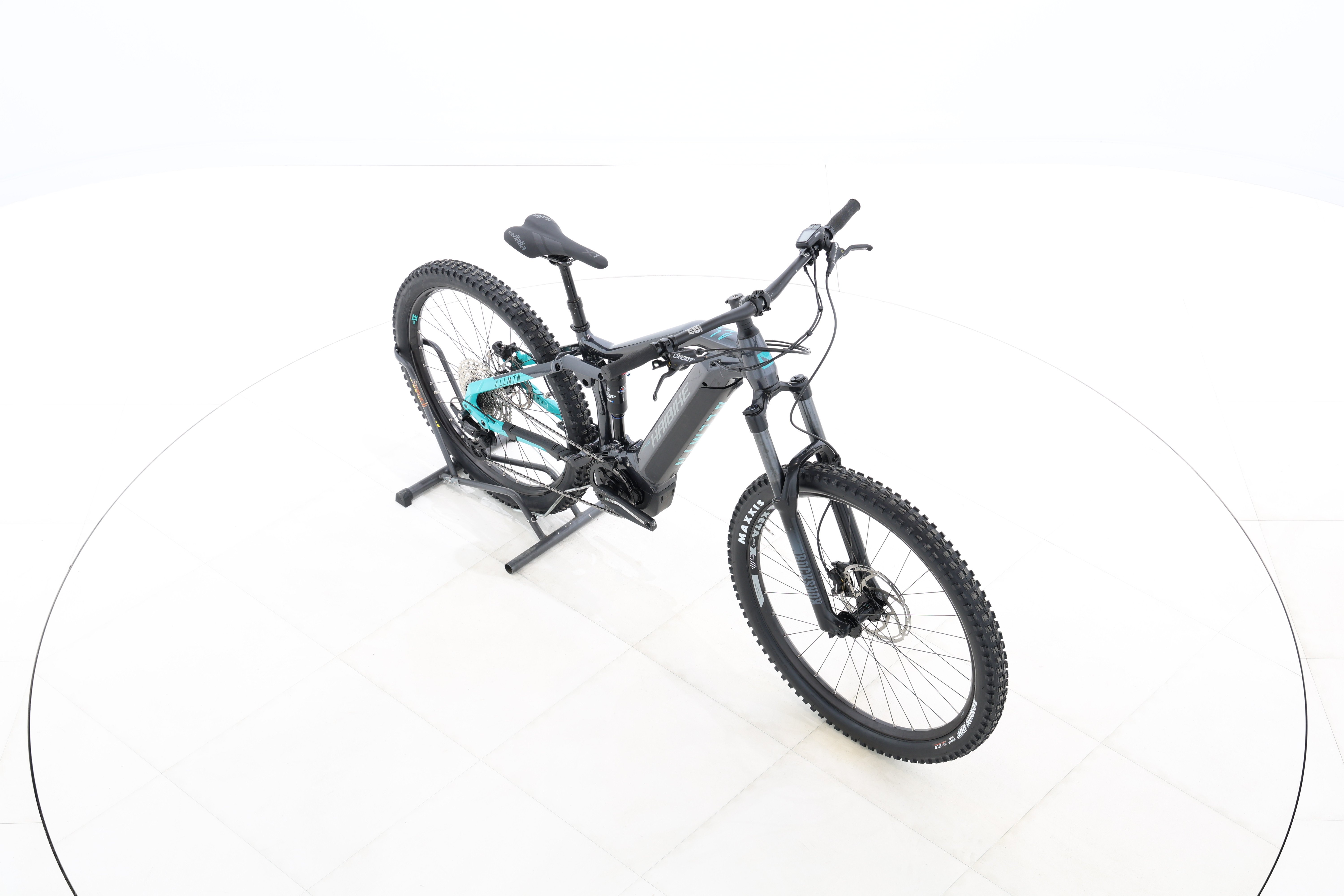 f98ef85e-1c80-41b1-8162-5f03af218caf