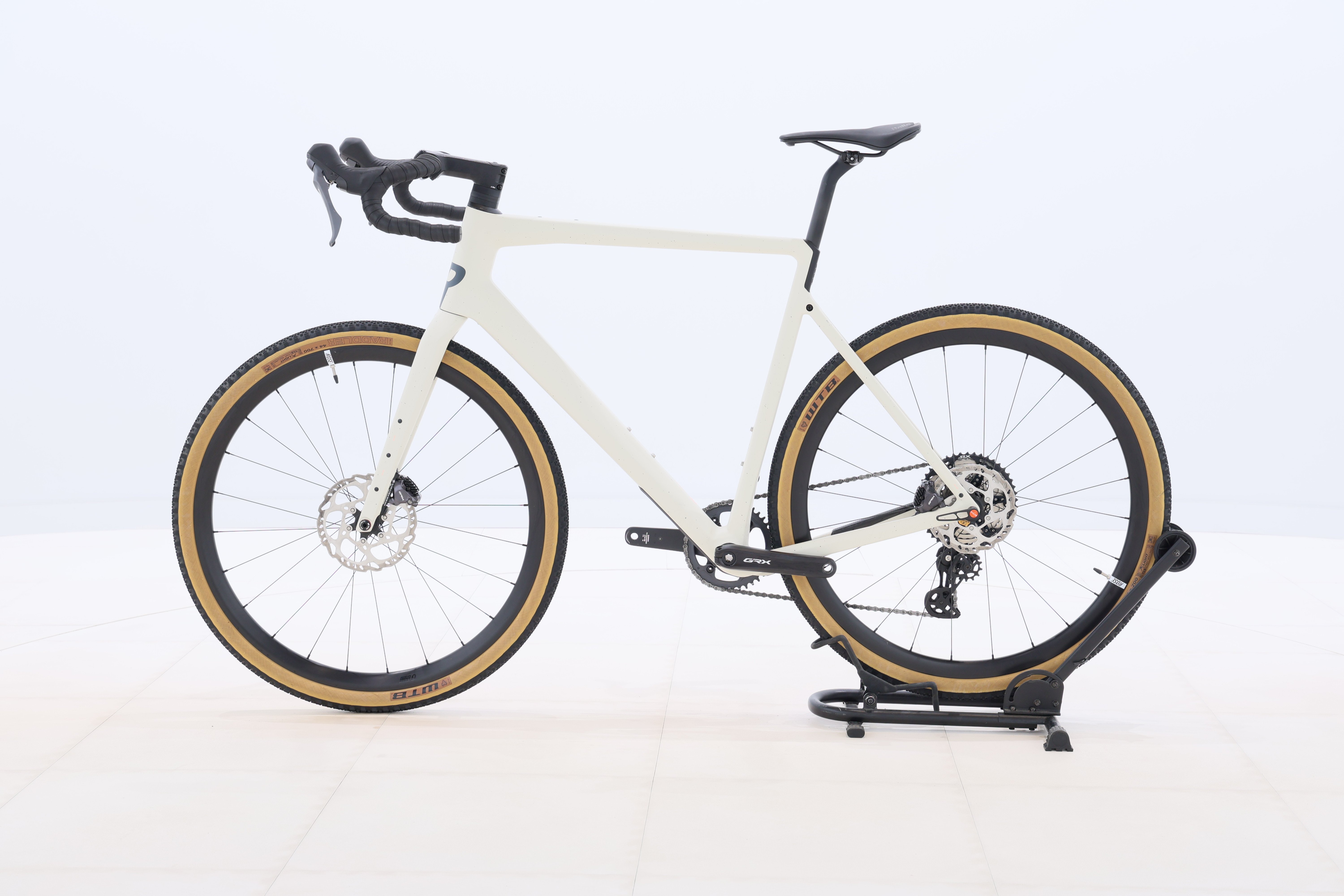 0daec0d3-cb6d-4fd7-939e-fa78e4911308