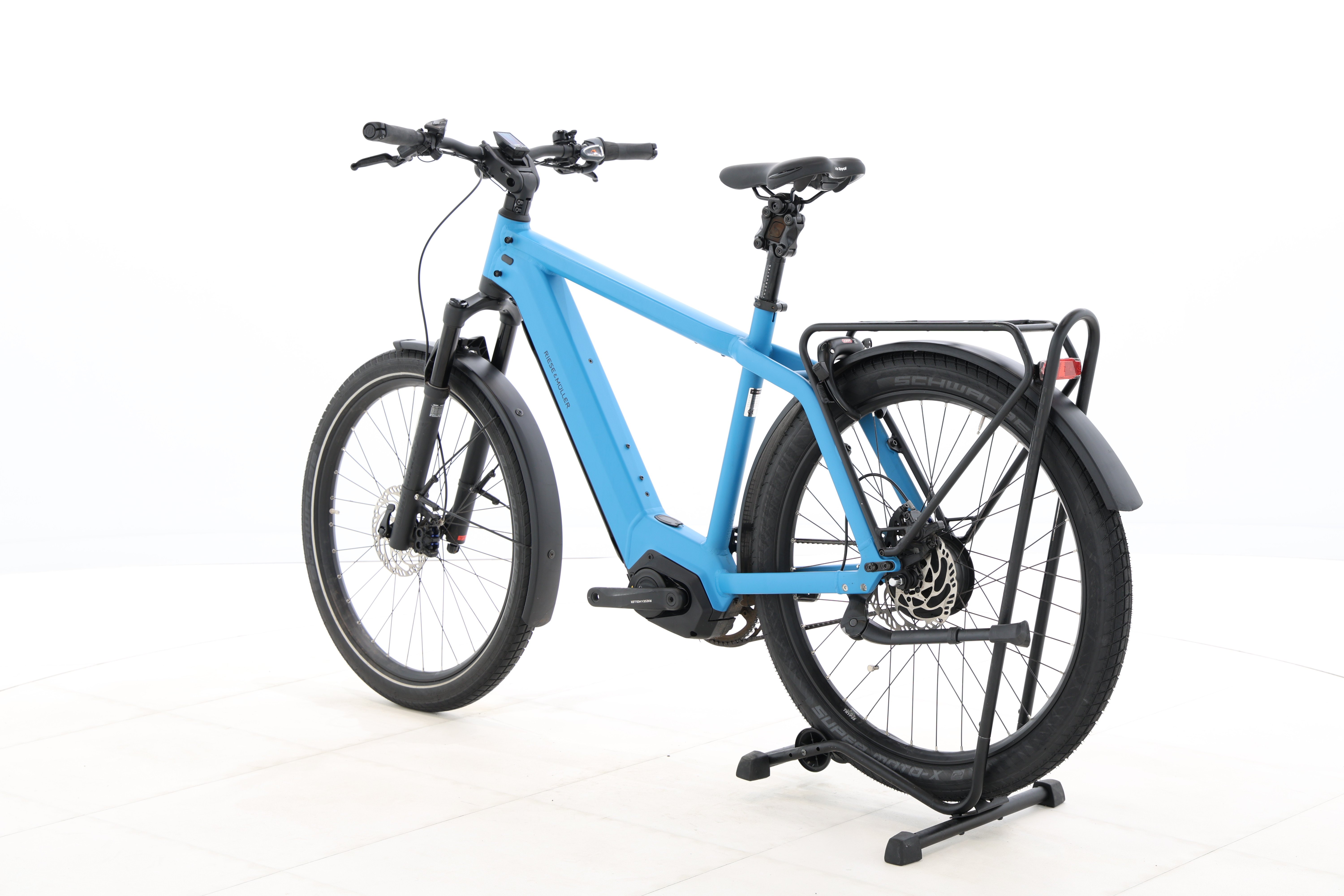 0984bba3-96f9-4d45-93e1-e8396ef1f249