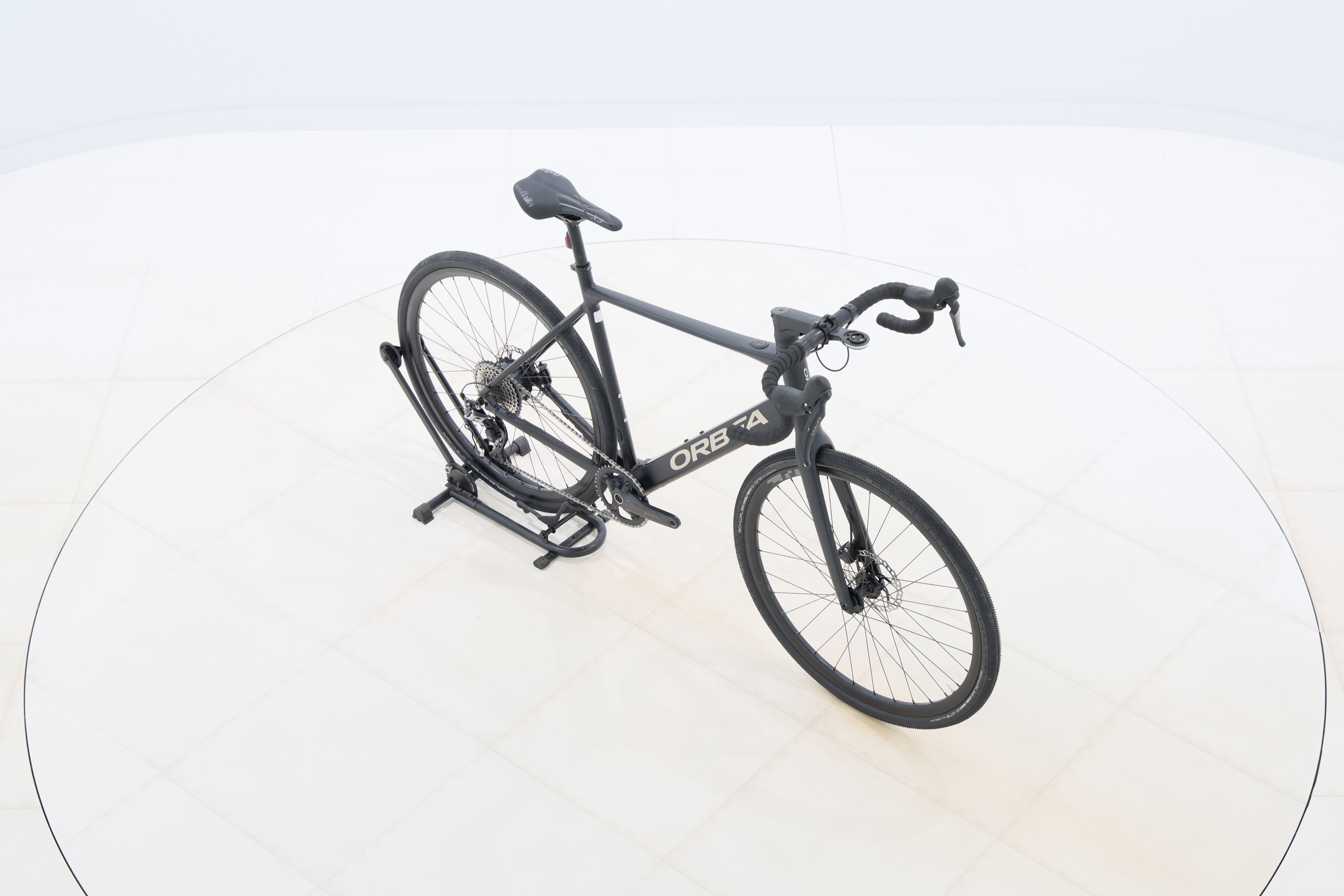 9f41a6b0-9d6c-418e-8954-a05425b96407