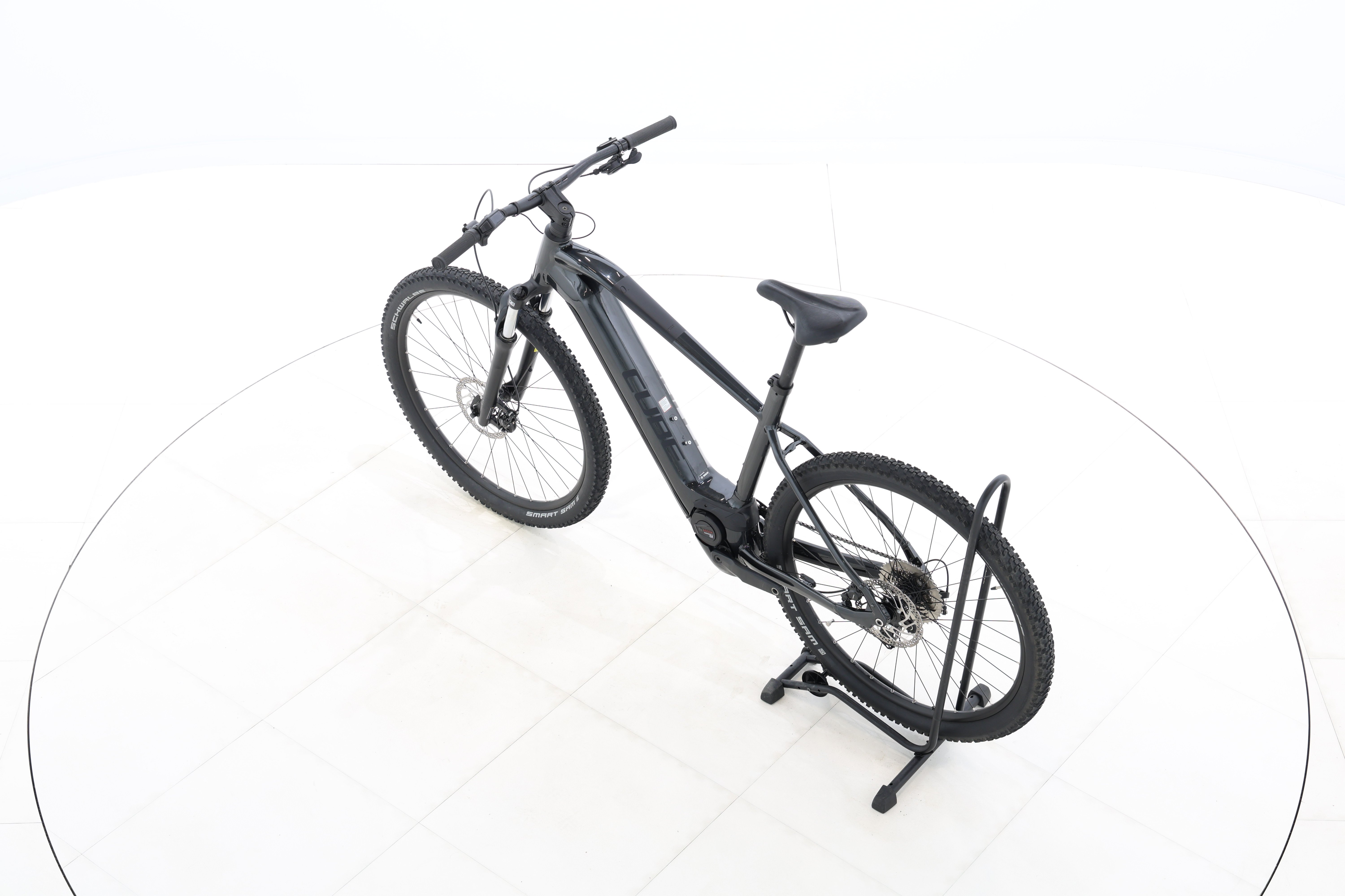 e8b8a273-be8c-4c3f-a7d0-606966d20af4