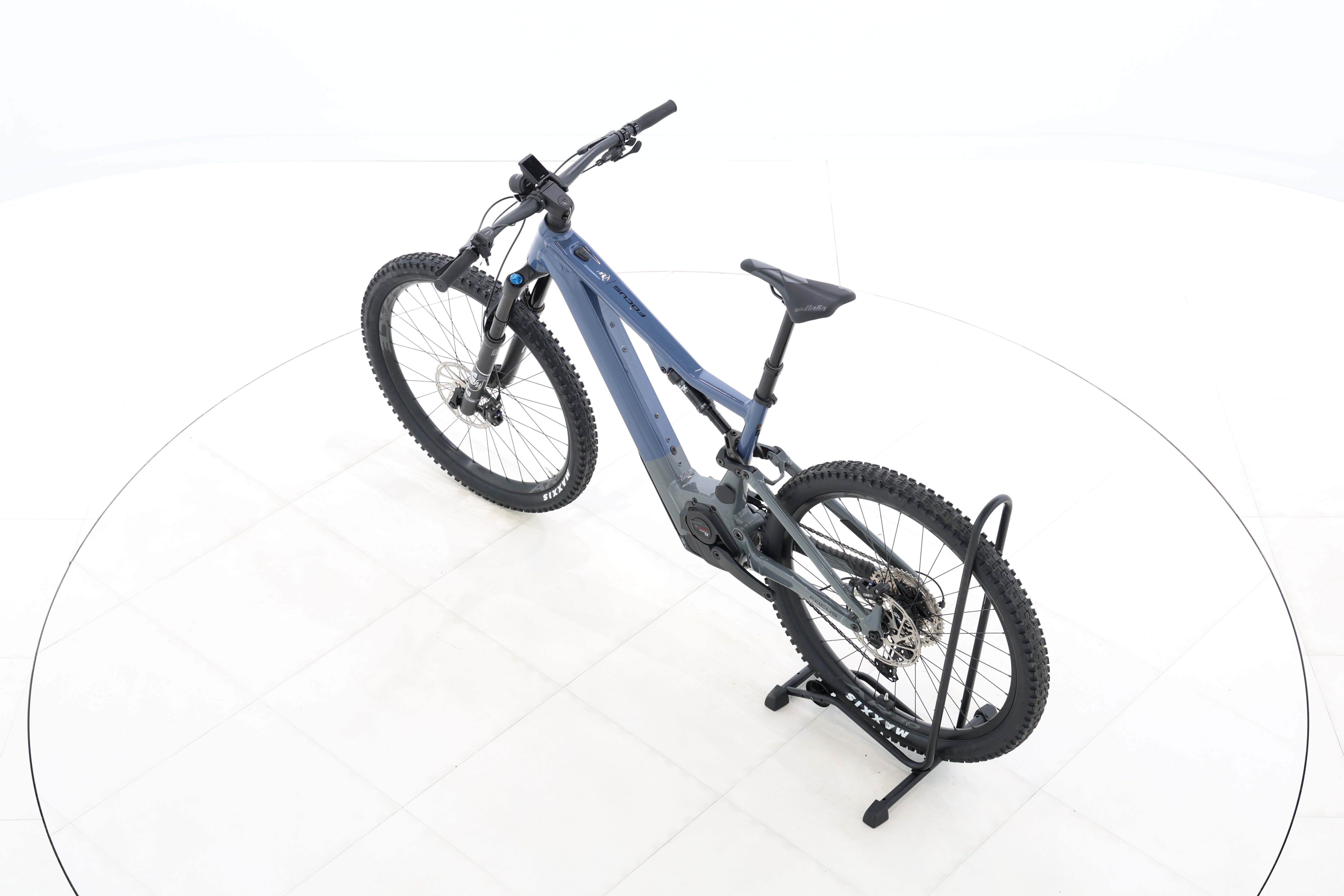 15bd8ba0-b1d3-4f55-8ed0-11ef86d115b9