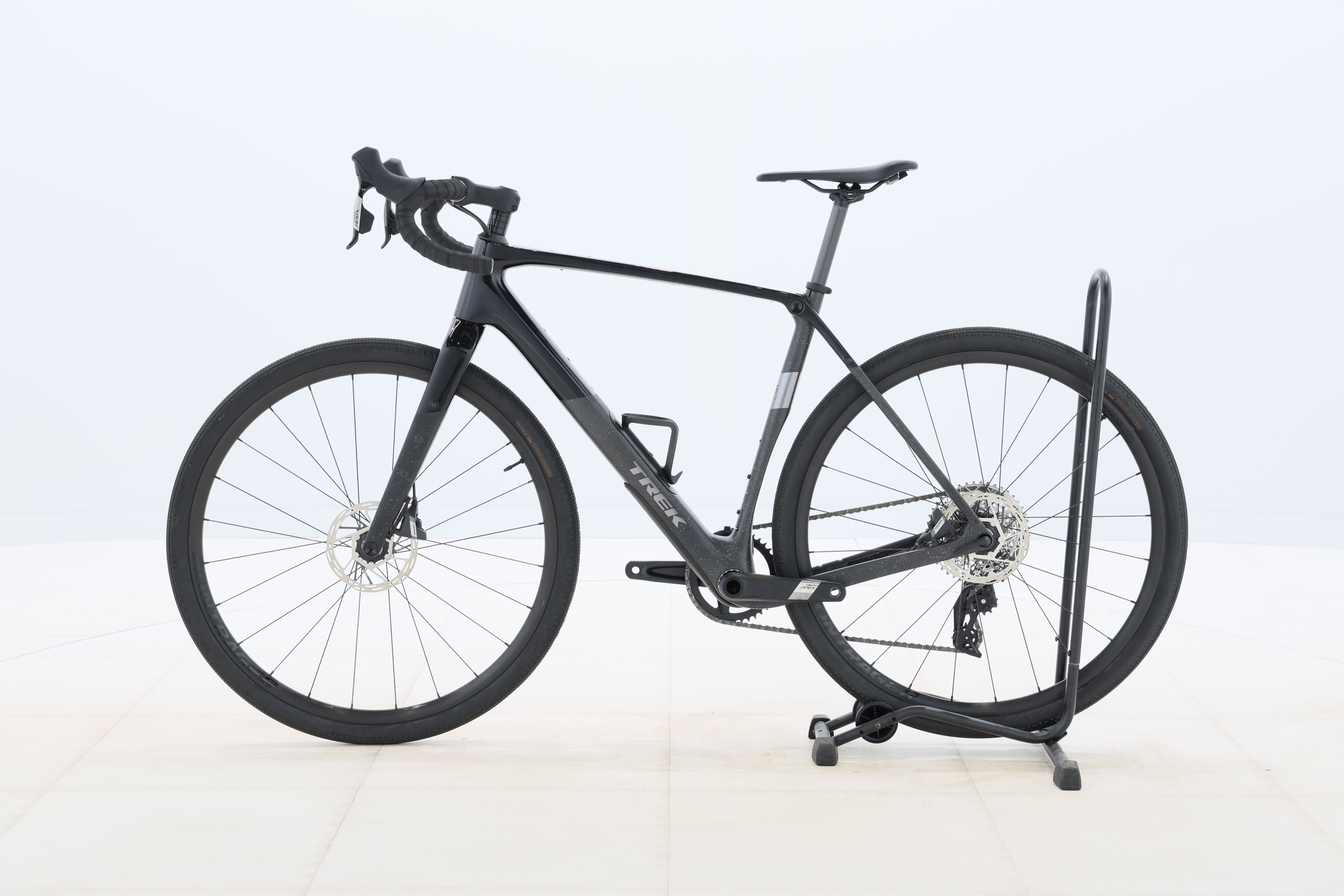 03845516-cf17-43fd-9172-483323622a1a