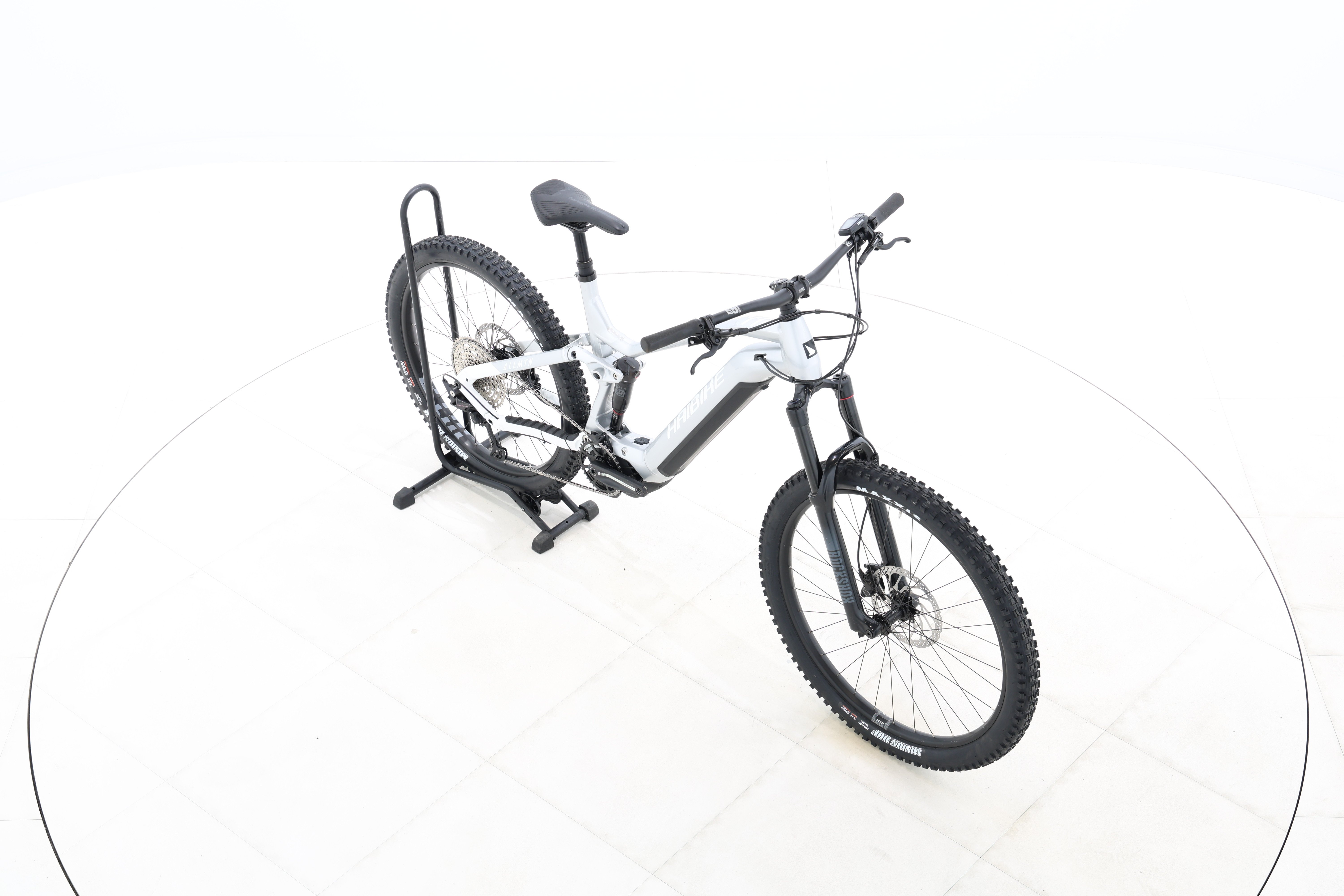 bb1d823a-12b7-41e3-8cf2-786c56c4e31c