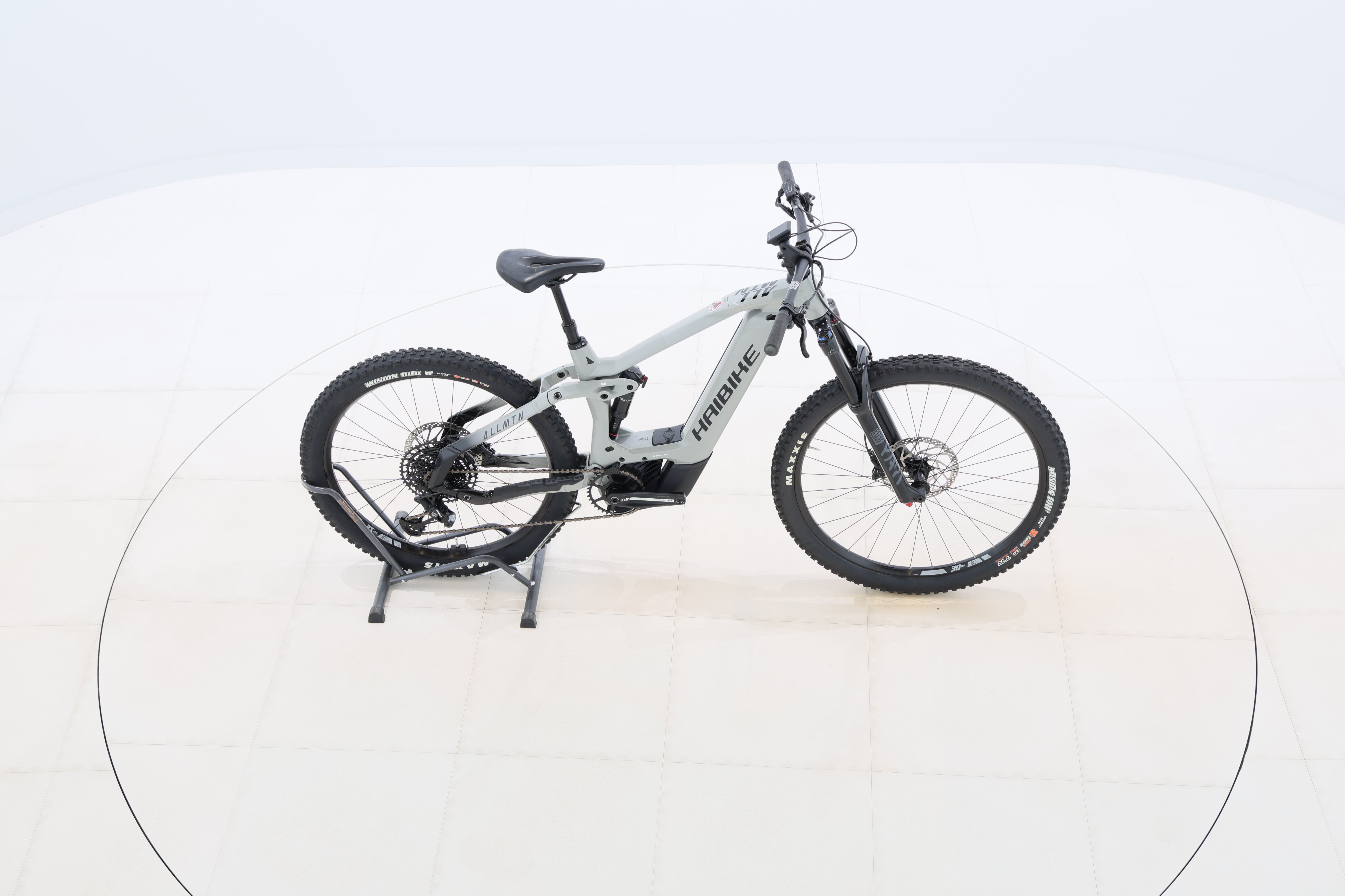 c4a7d130-c192-4196-87d2-7836a9d690cd