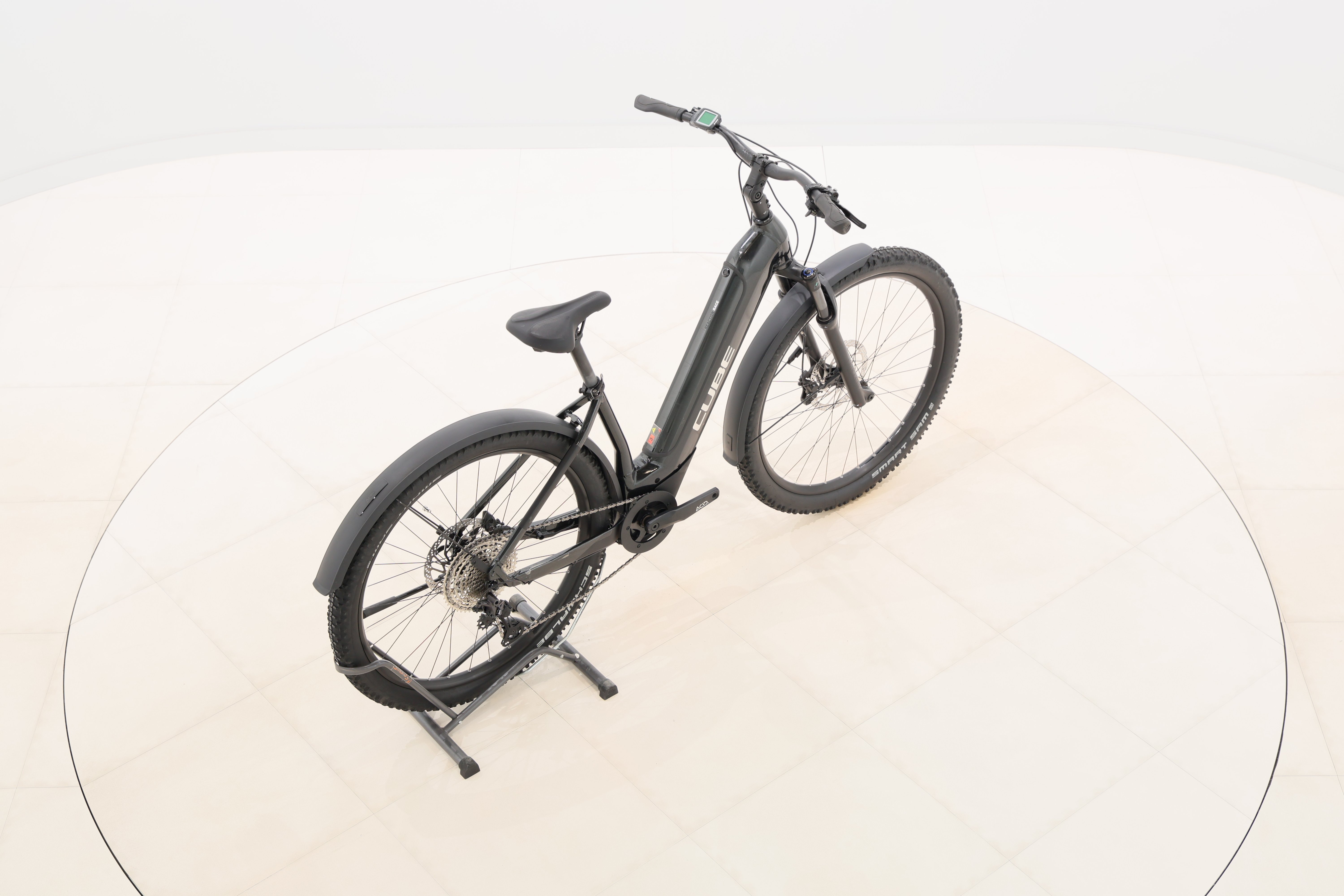 2f0835f5-4335-4321-9b58-2c9bff43bbe5