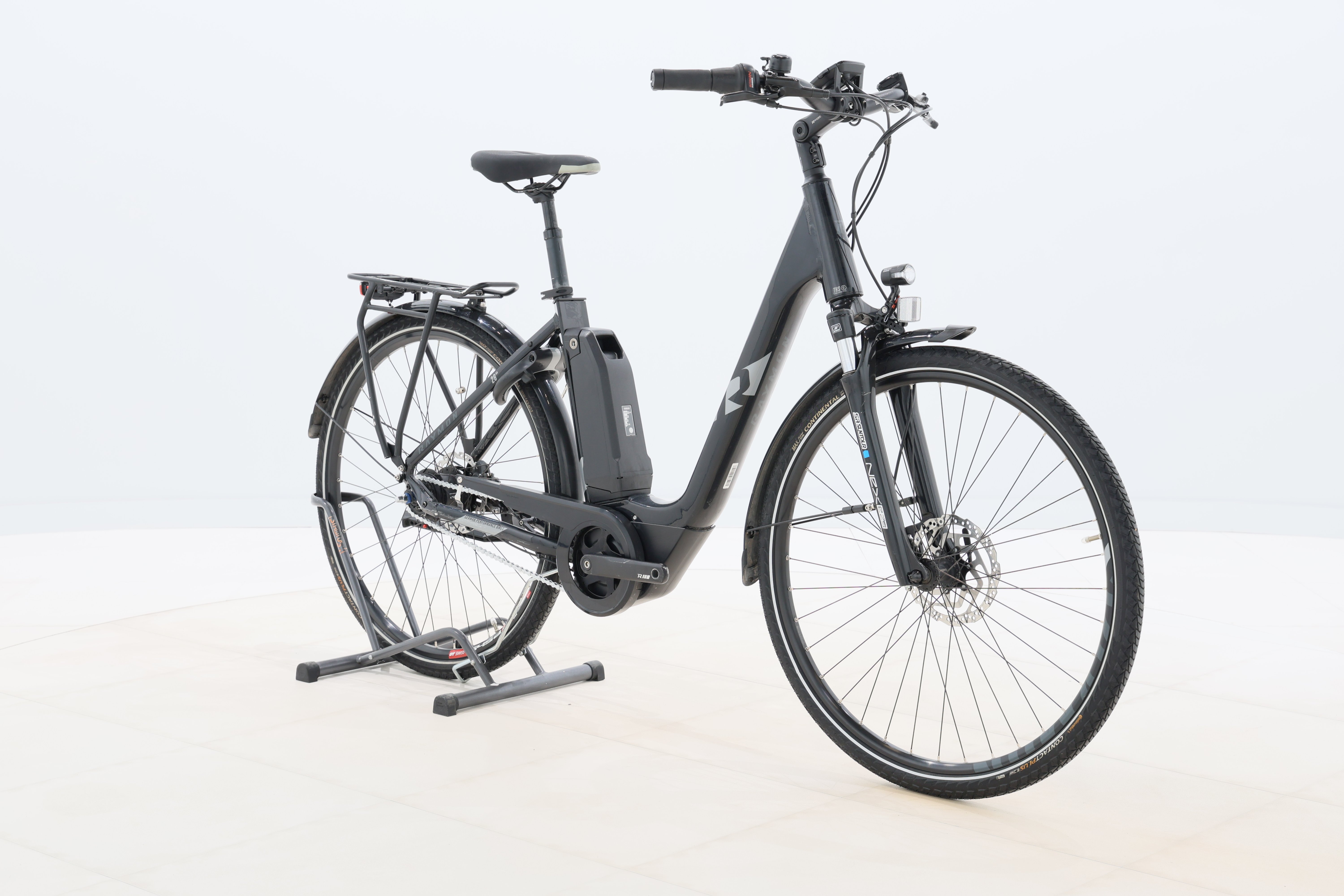 d4cee625-af4f-4da5-aed3-cc0f89611347