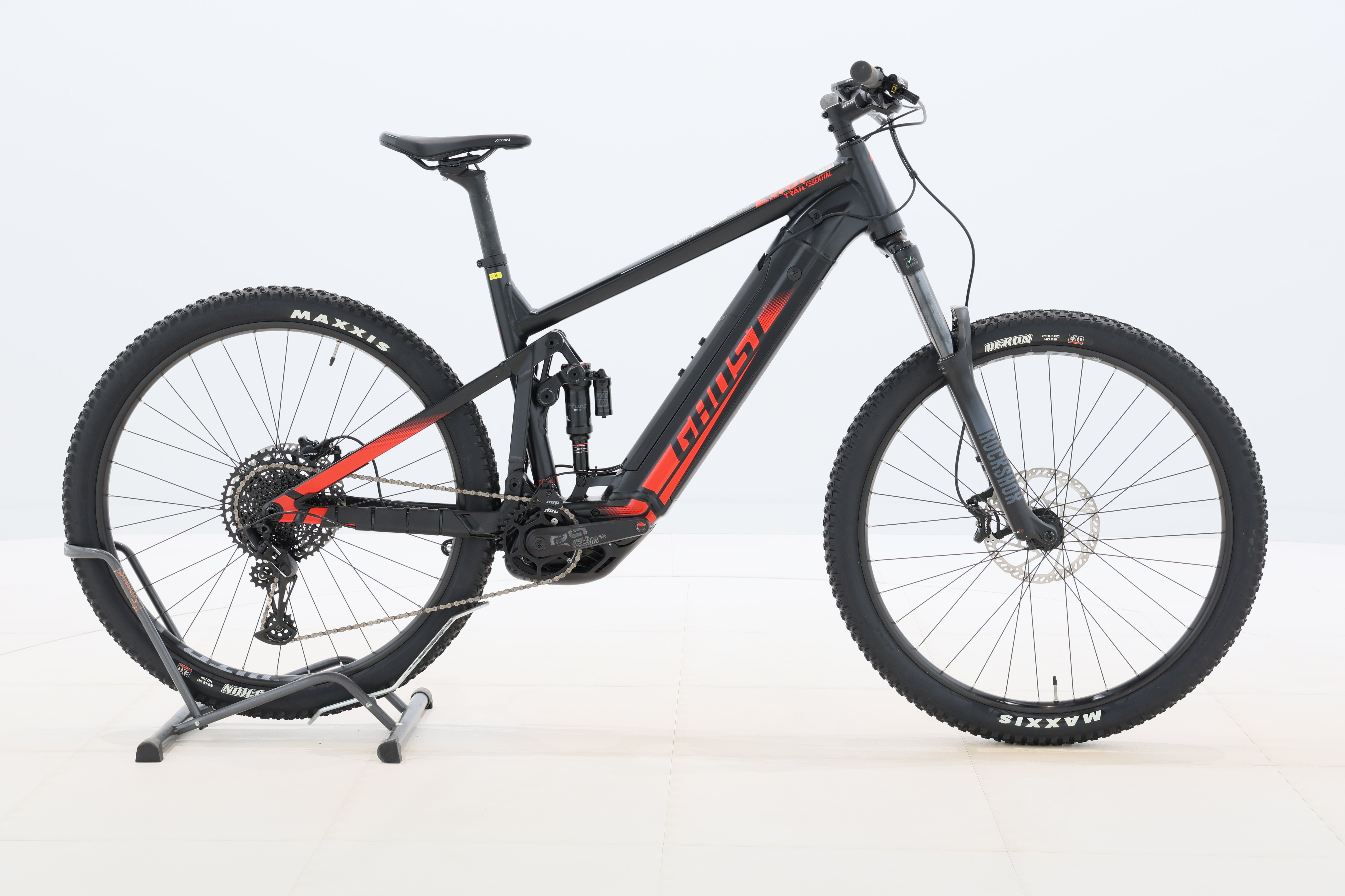 e3dad7b2-b1e7-43f0-a4c8-b213251dd5c5