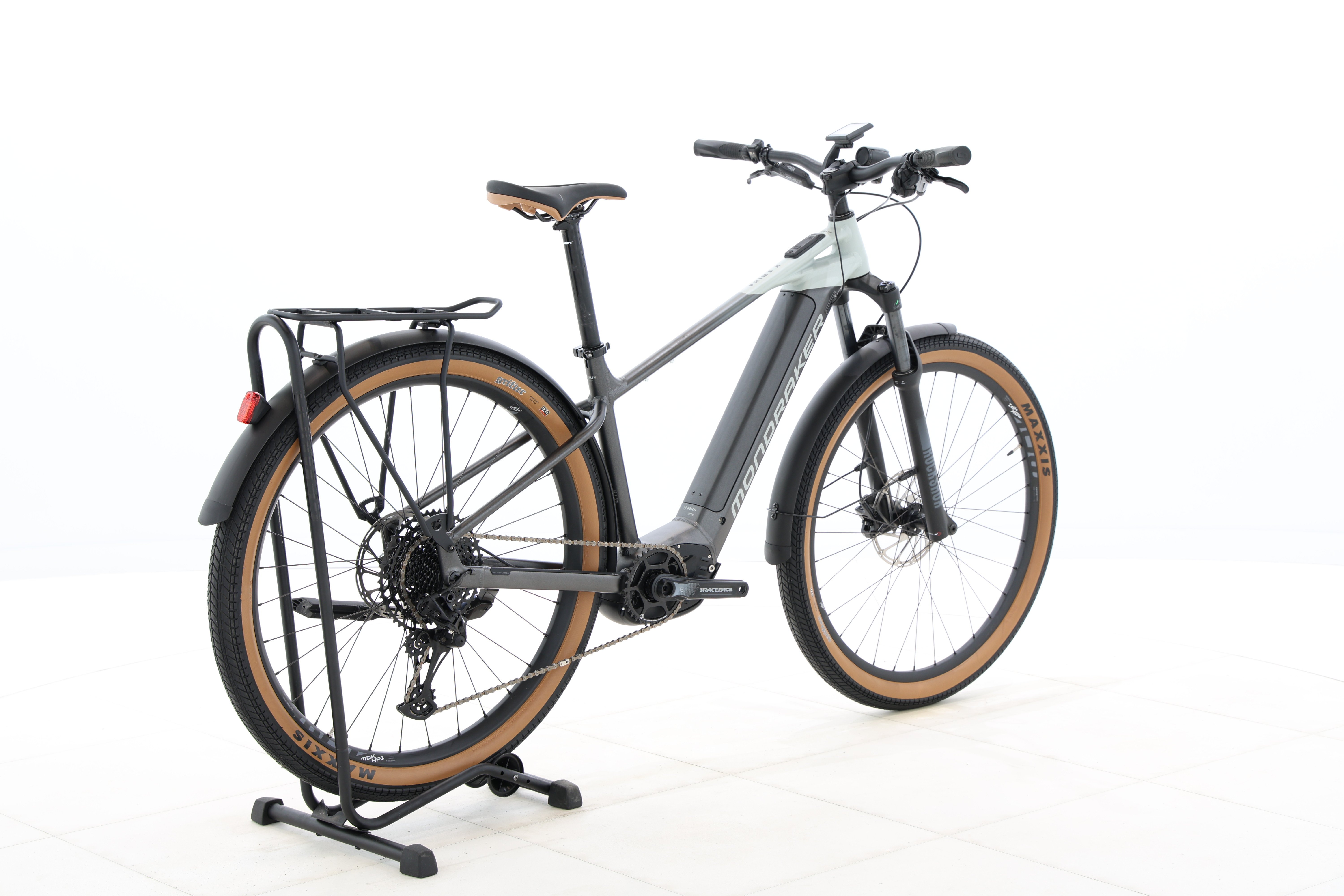 f3e8b0b8-4b61-493d-b378-95e1ad4d8eb1