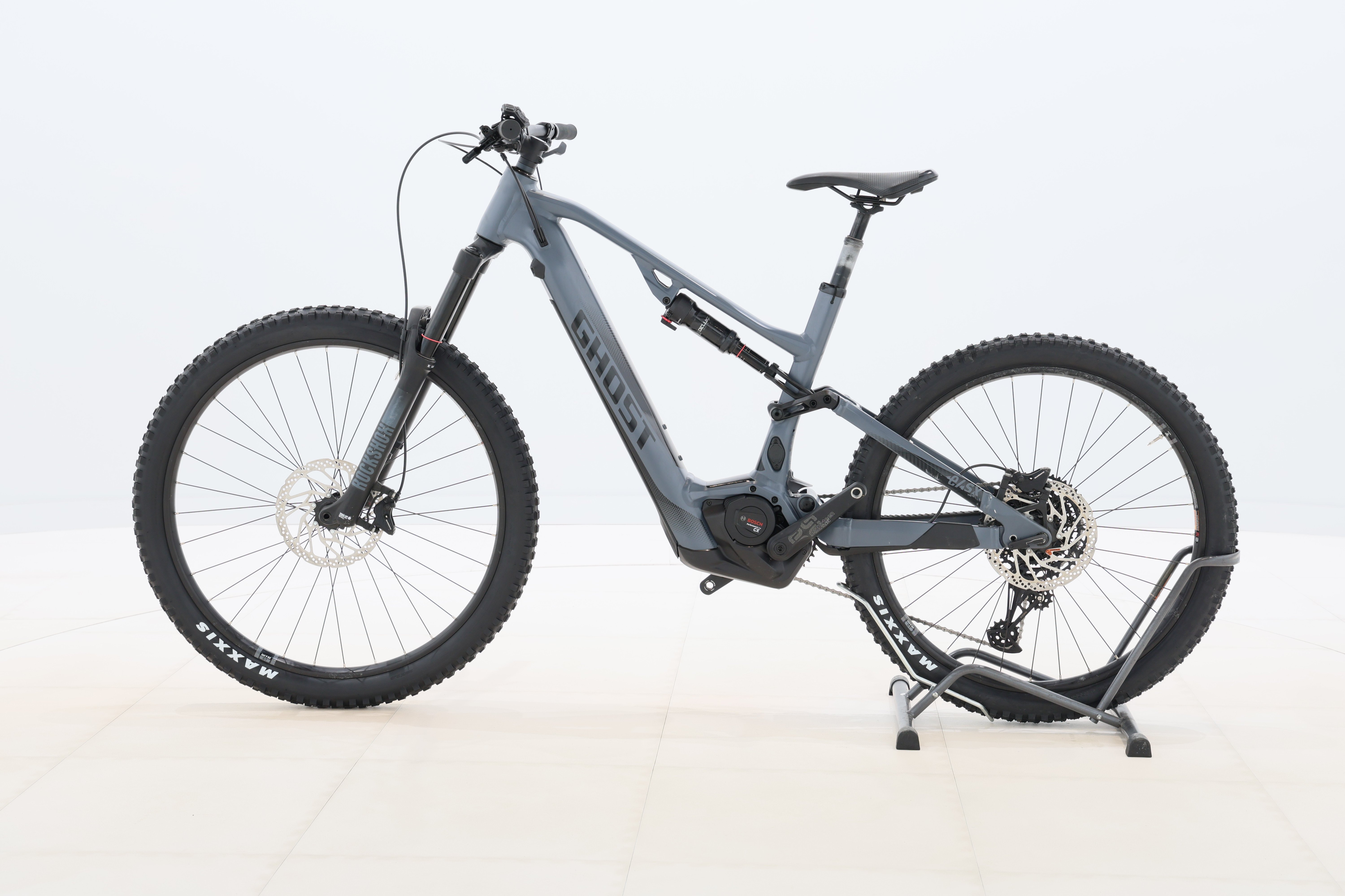 27e77f9f-77f7-4fa8-8fac-e1ccc29009ea