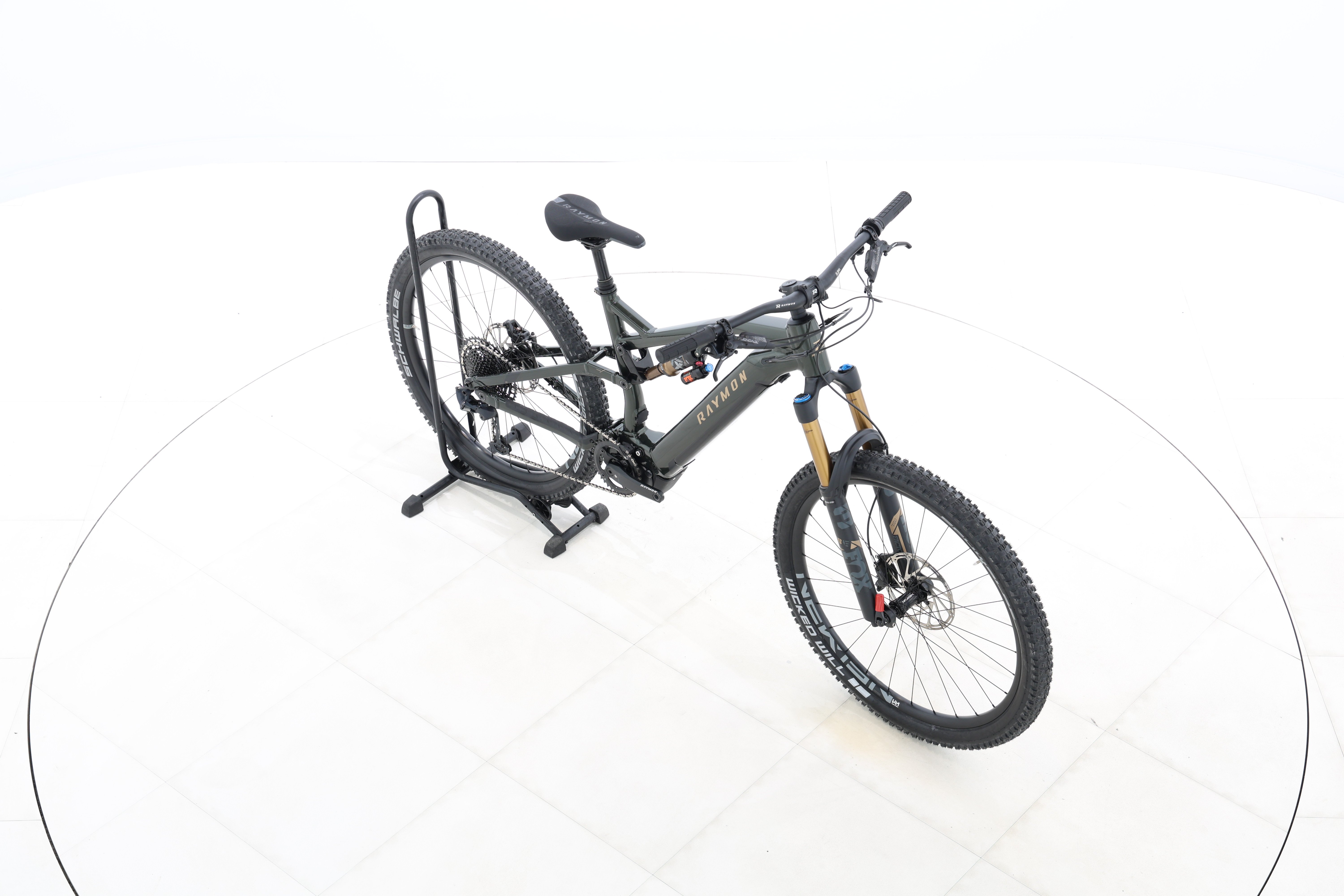 c727fe45-e631-4298-a1f1-1782fc09cd10