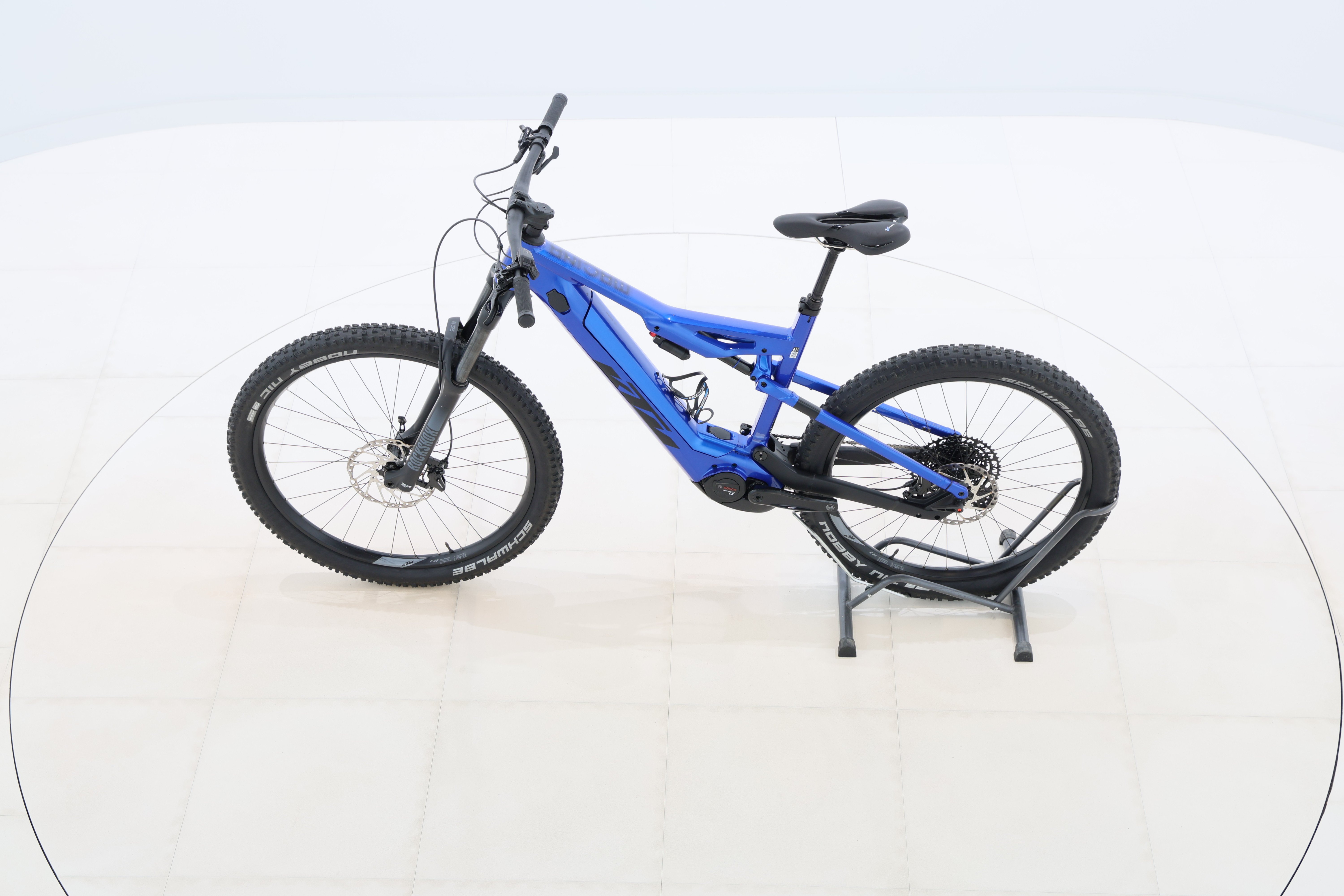 b4ab1319-f5fc-4123-a159-468d9258ab81