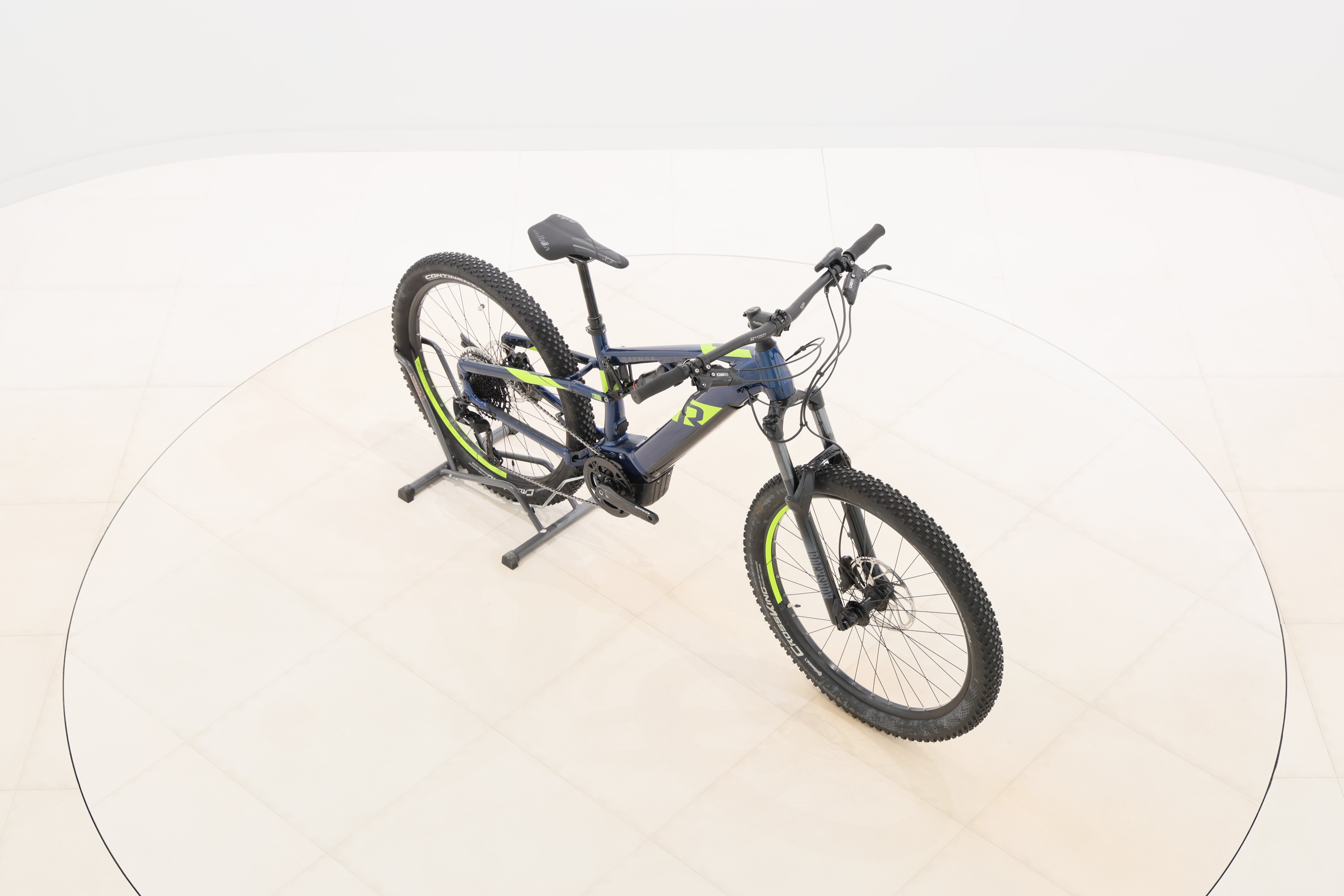 cf533bfb-5f63-45ba-a8b1-c375593c1345