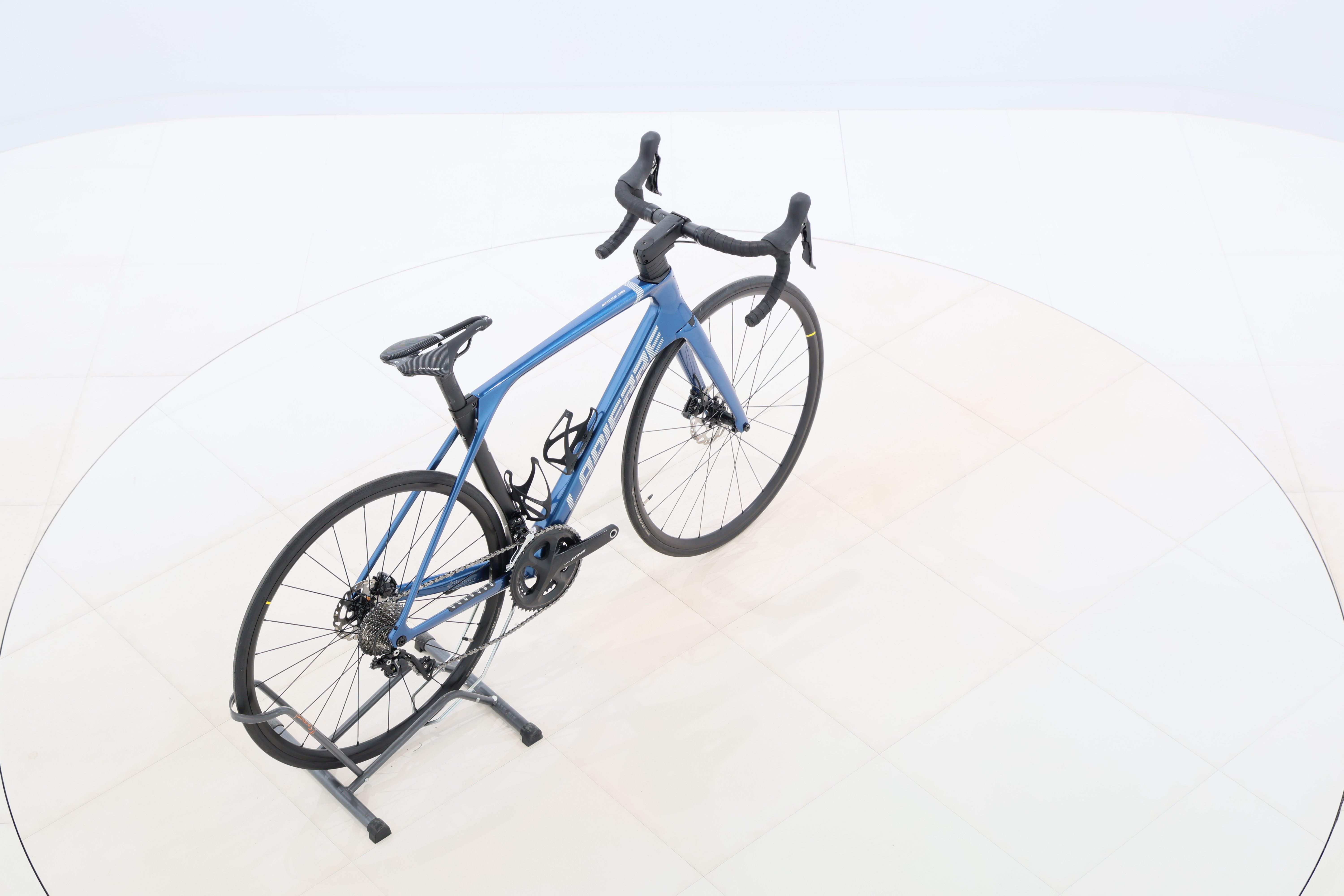 c9e384c4-cd48-4c39-85e3-80882a5a748e