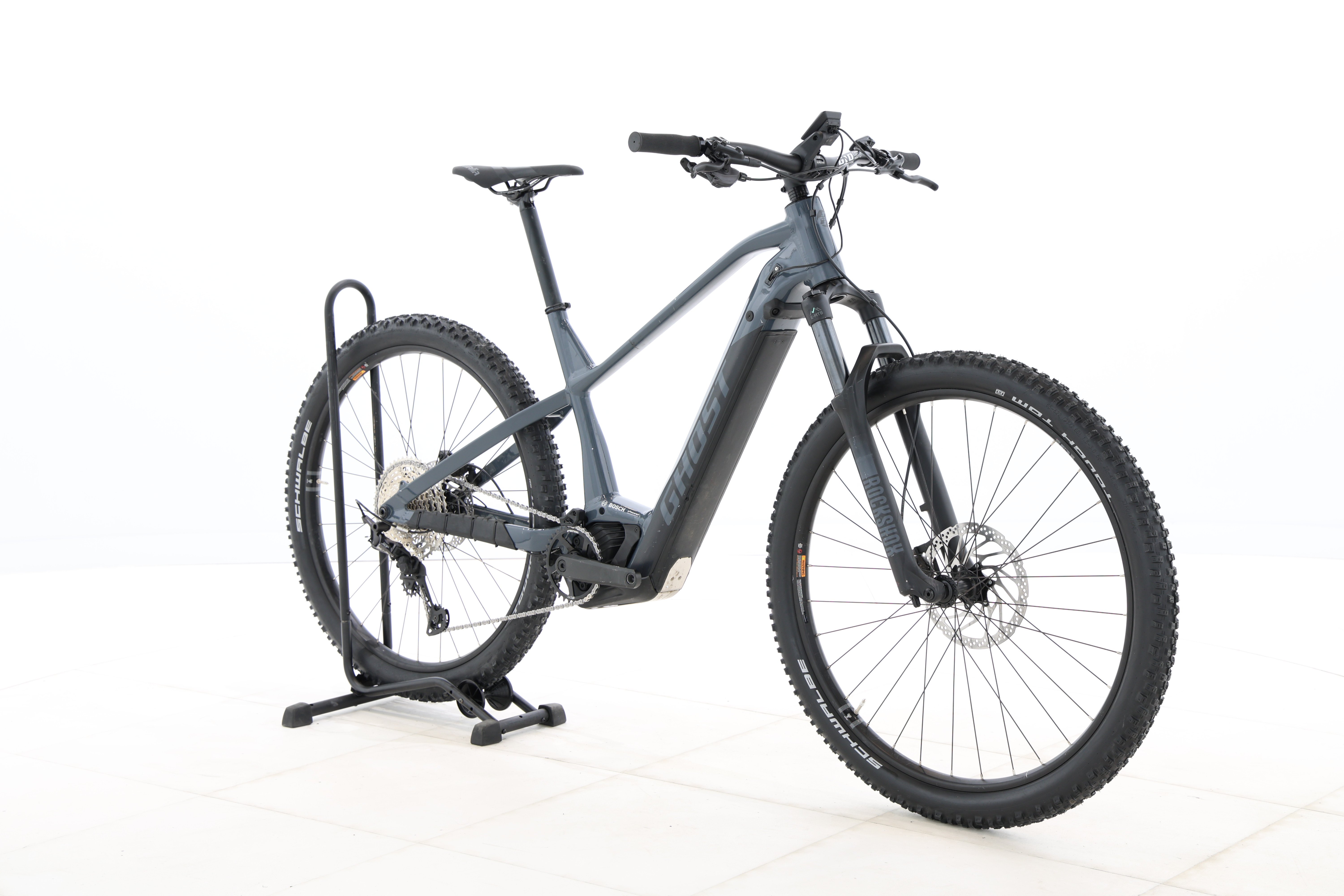 c3f76145-5973-40f4-9bdf-3dbe50d6b4fc