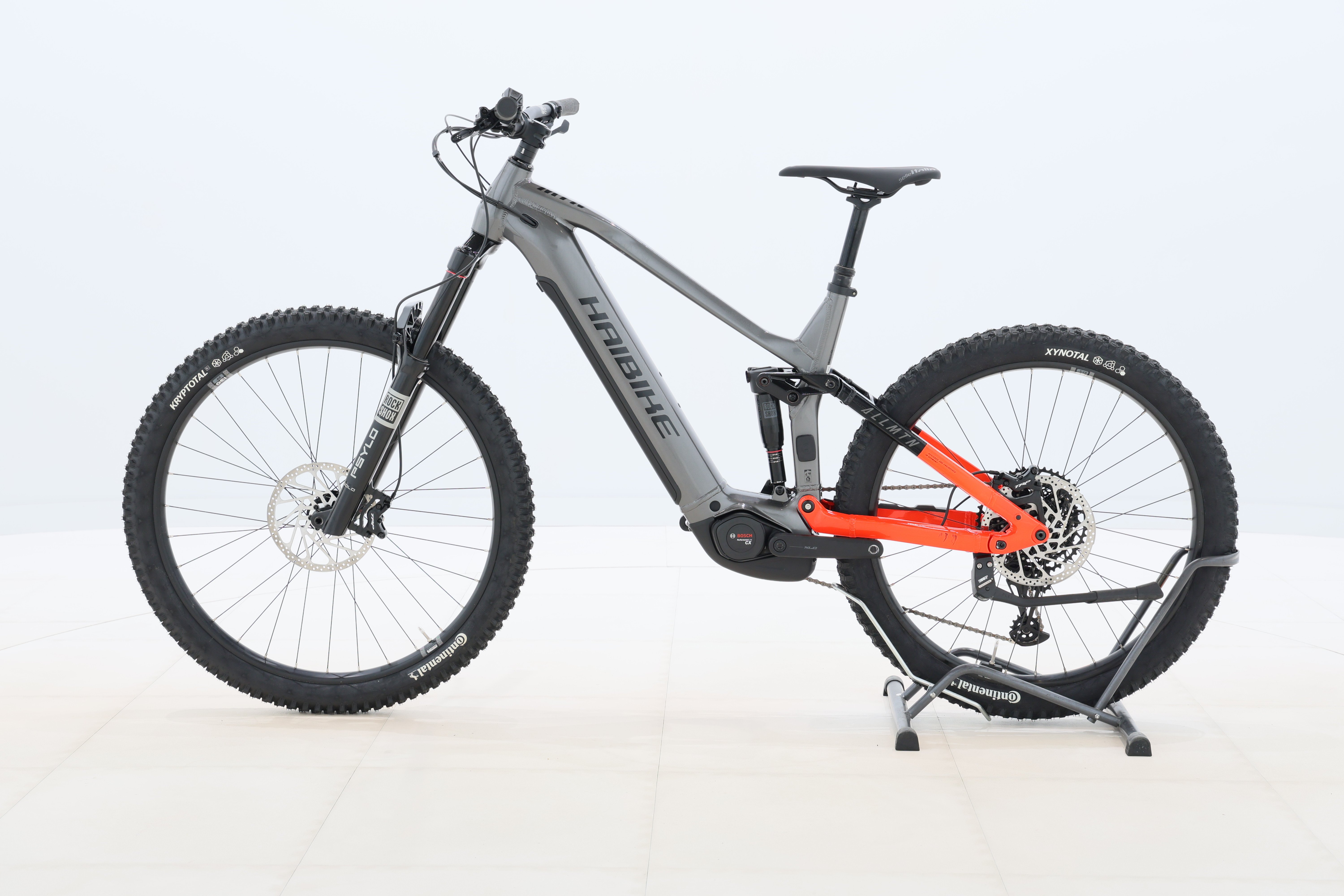 b9f7970e-e121-4dd7-b985-908319c6df6f