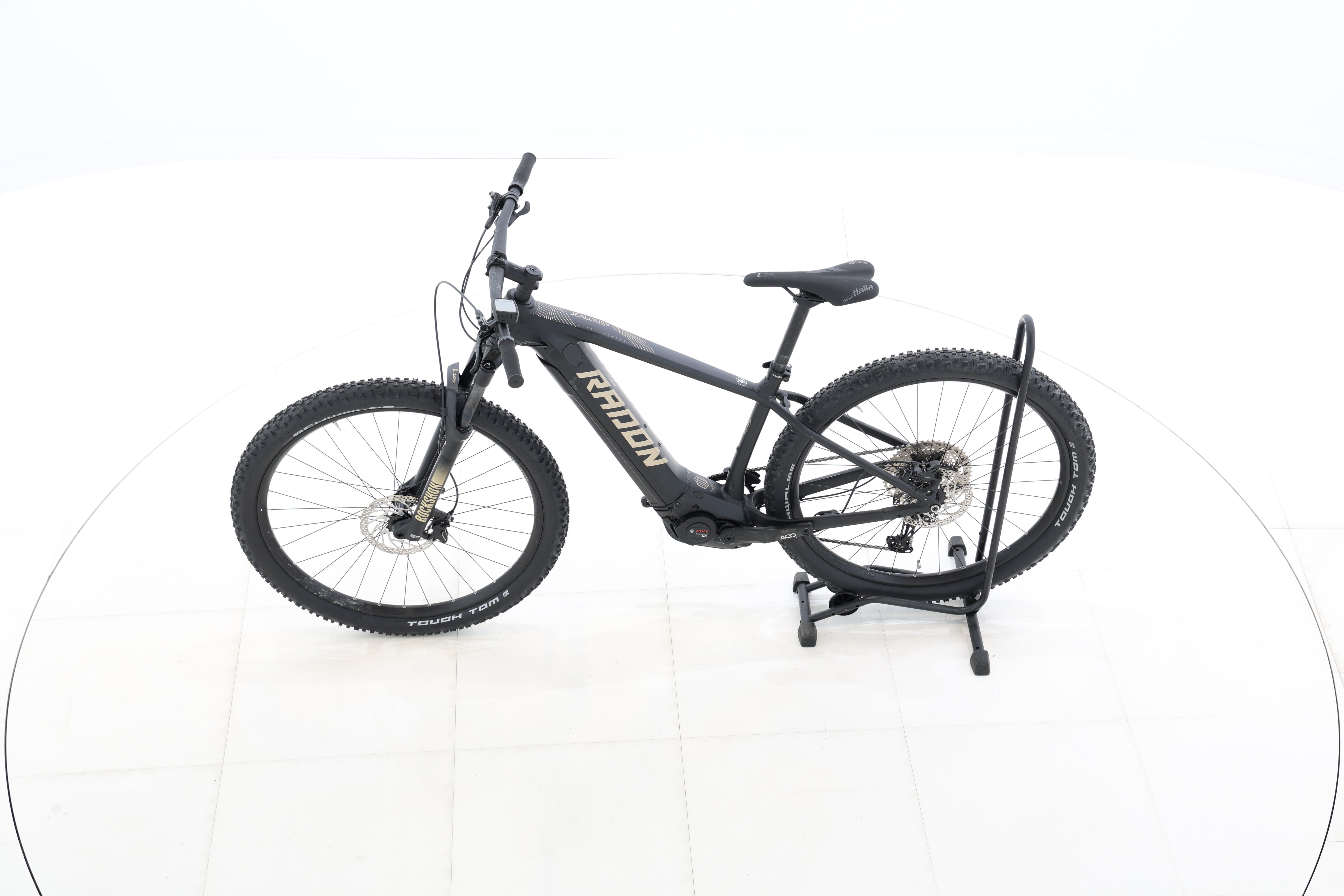 1600b6b2-423d-4e85-8c35-e826607a4382