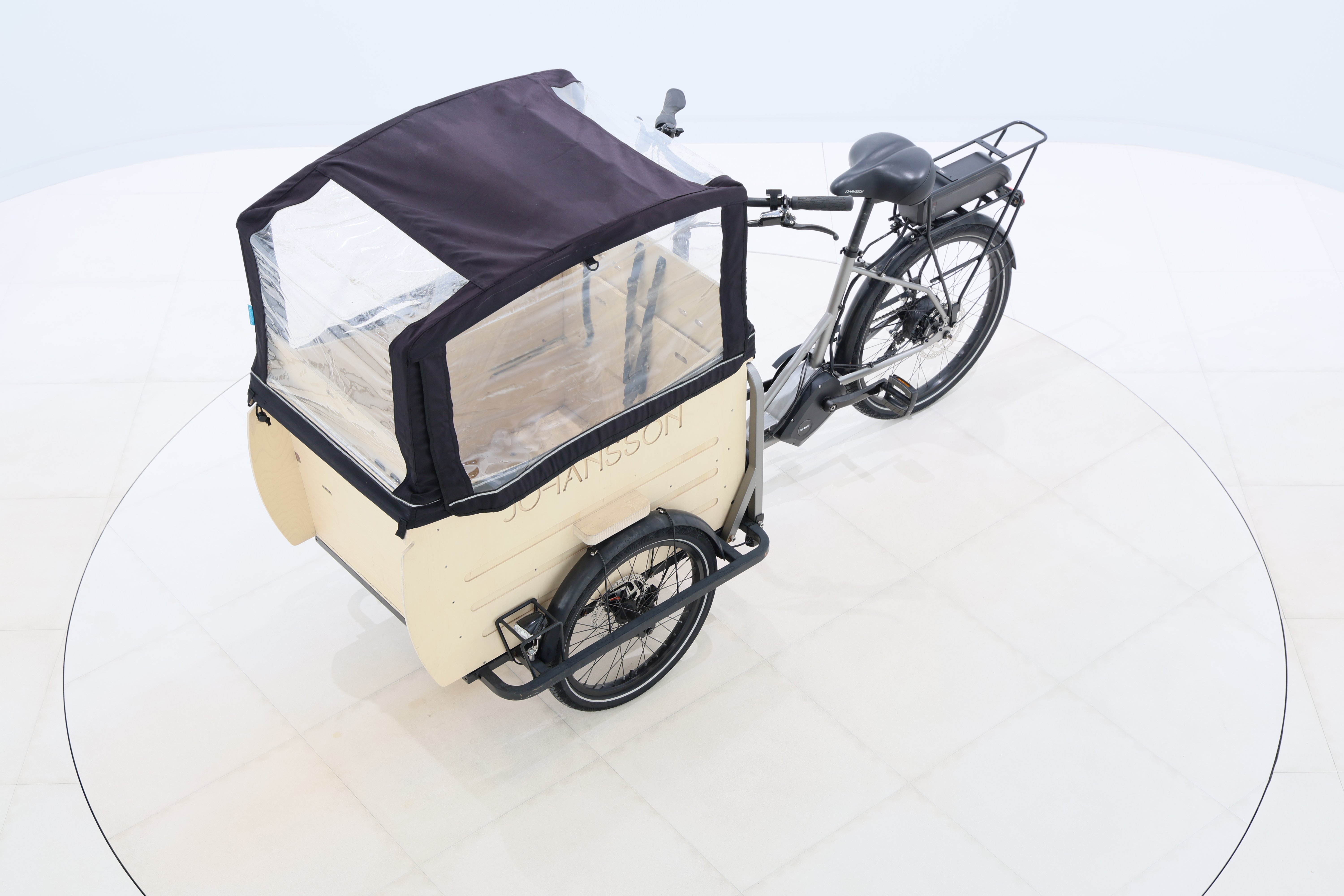 cb4909df-46a9-4429-9aac-6b1f987f9e97