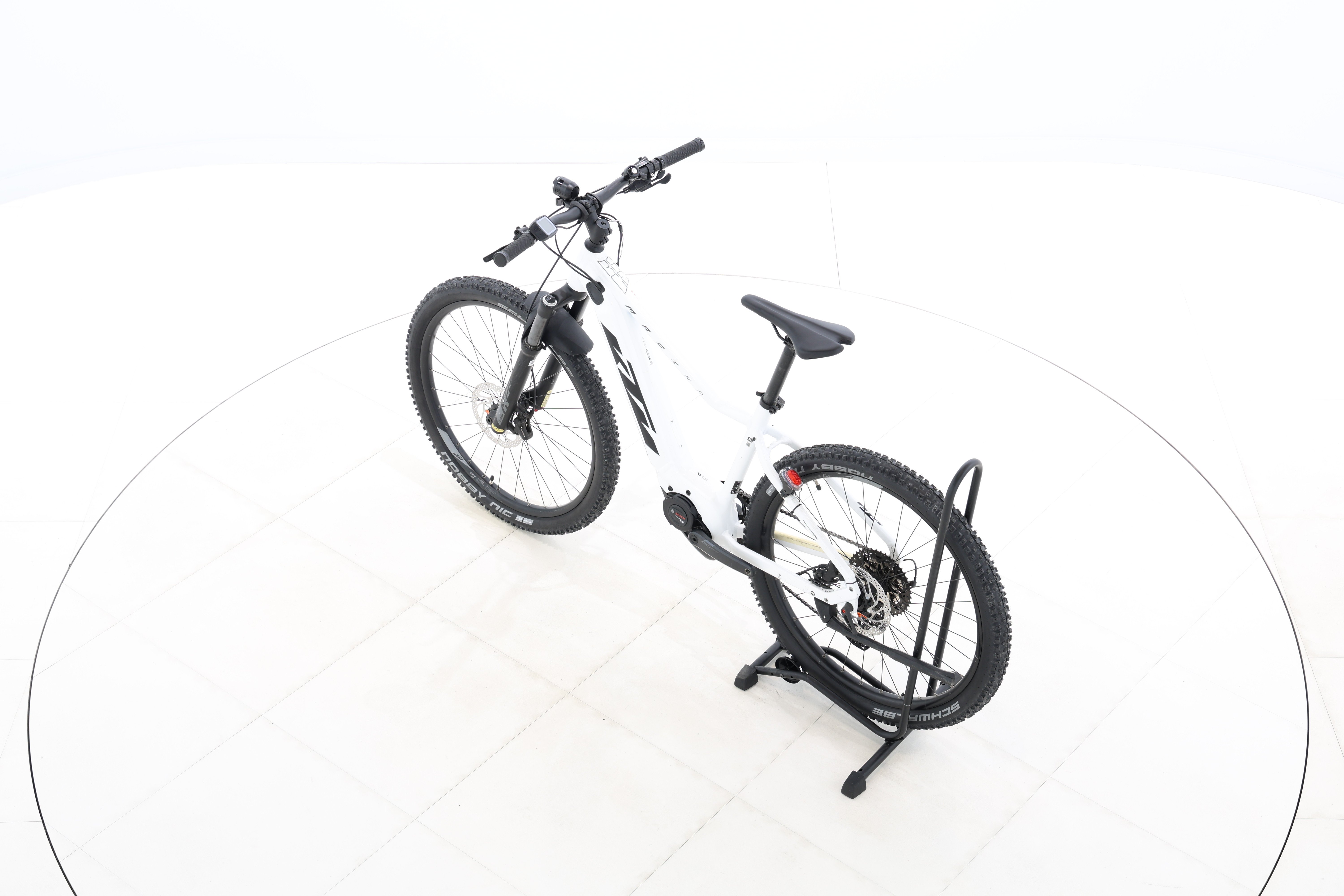 6f827f56-03b9-45a4-a4ad-b8fbb99abe04