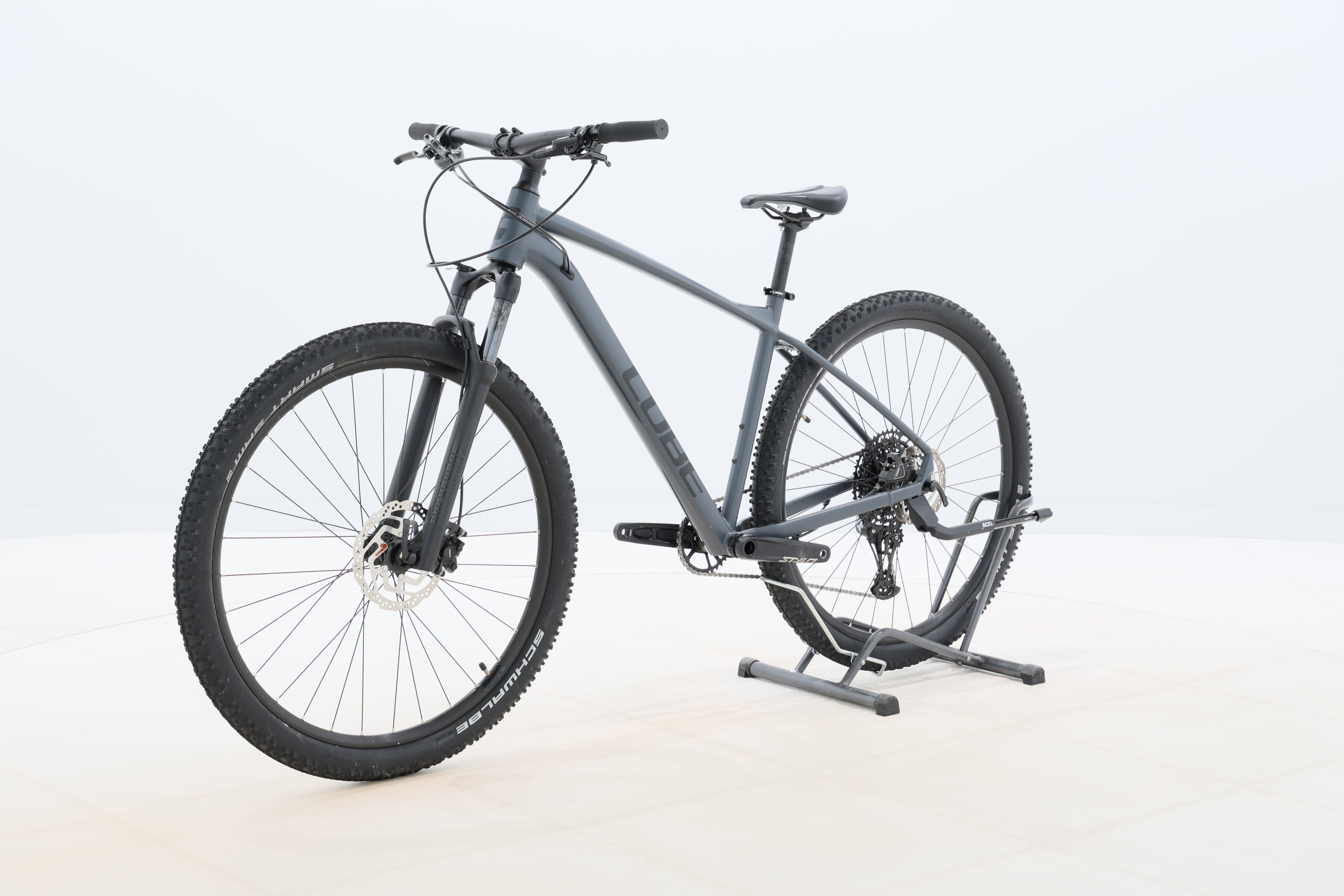 0bcd566a-0c3e-4a27-b639-97280b2d4a68