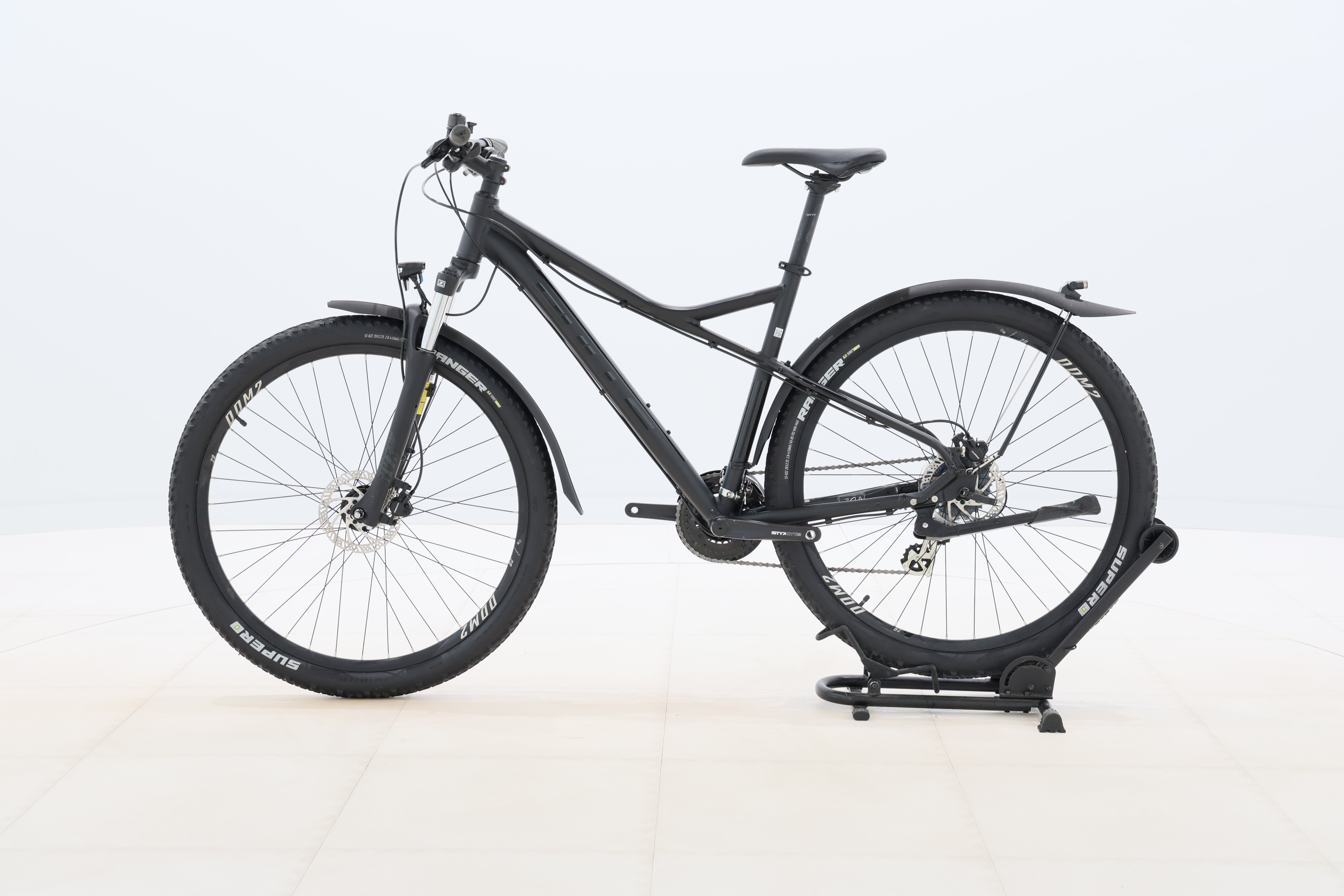 cf5c5609-6efd-4d88-a9de-9b3cad75dcca