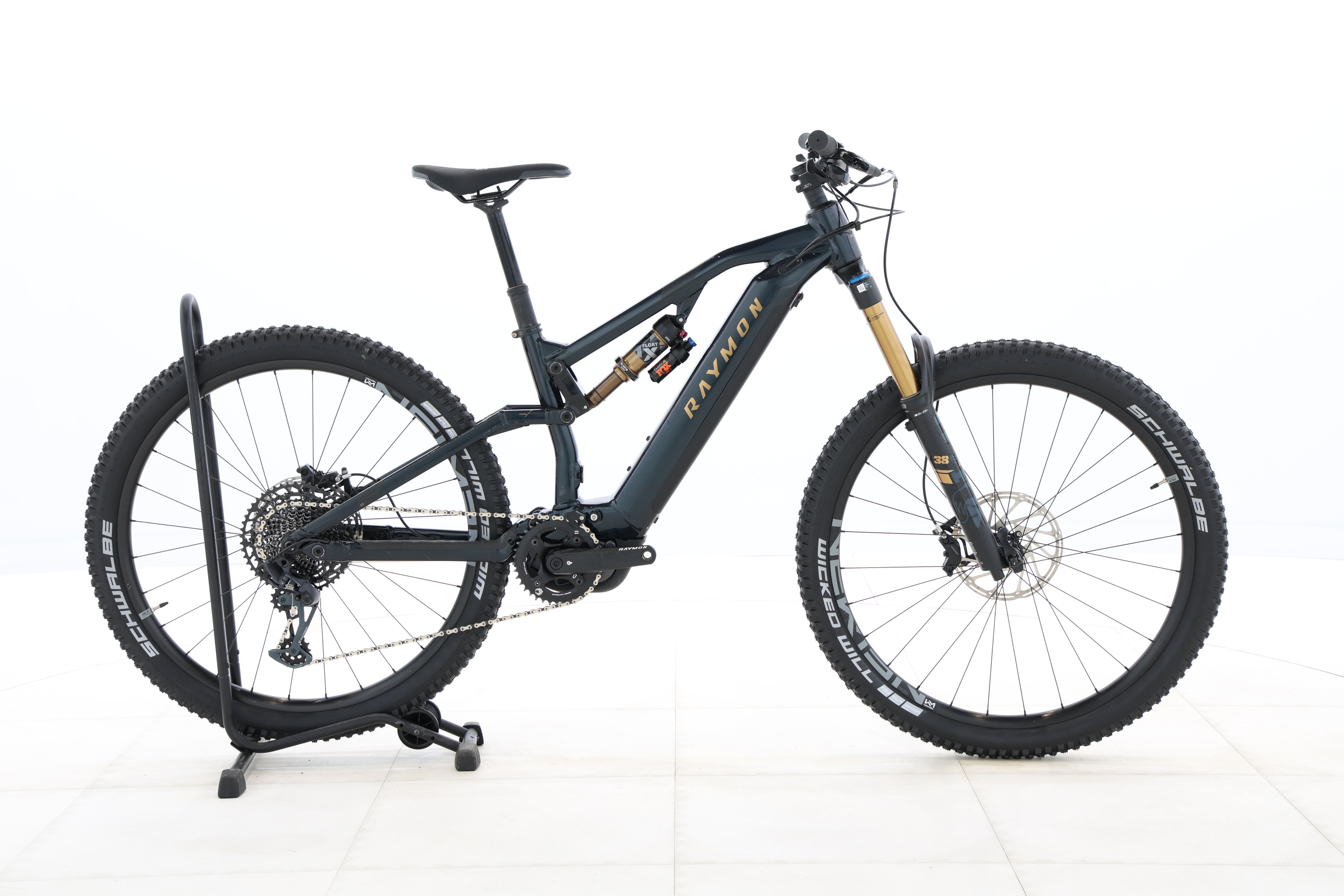 21b715fe-be45-477a-a0f4-62bcbec93431