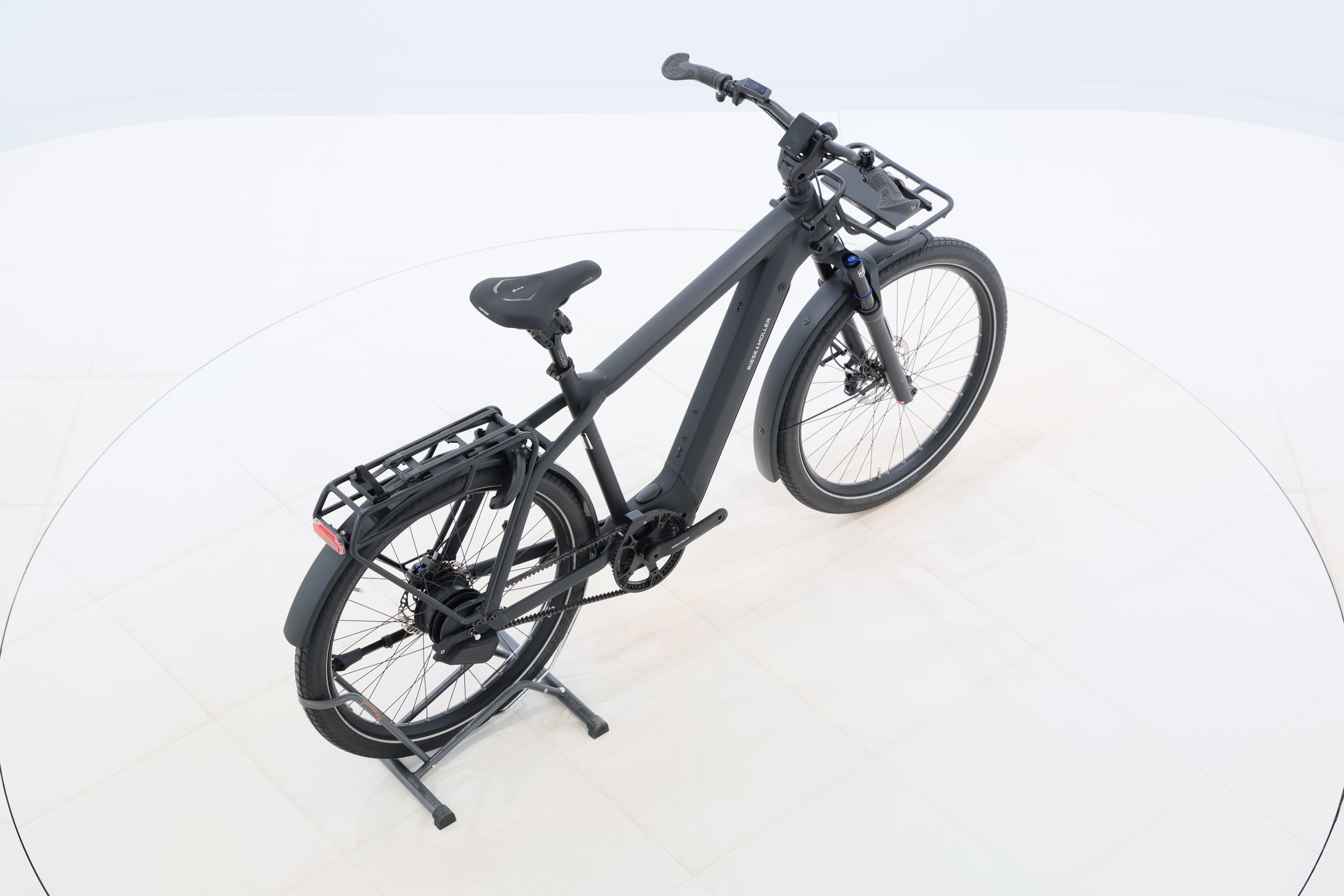 8de5ac43-c7b2-446e-b17c-d4f1dc1f3c84