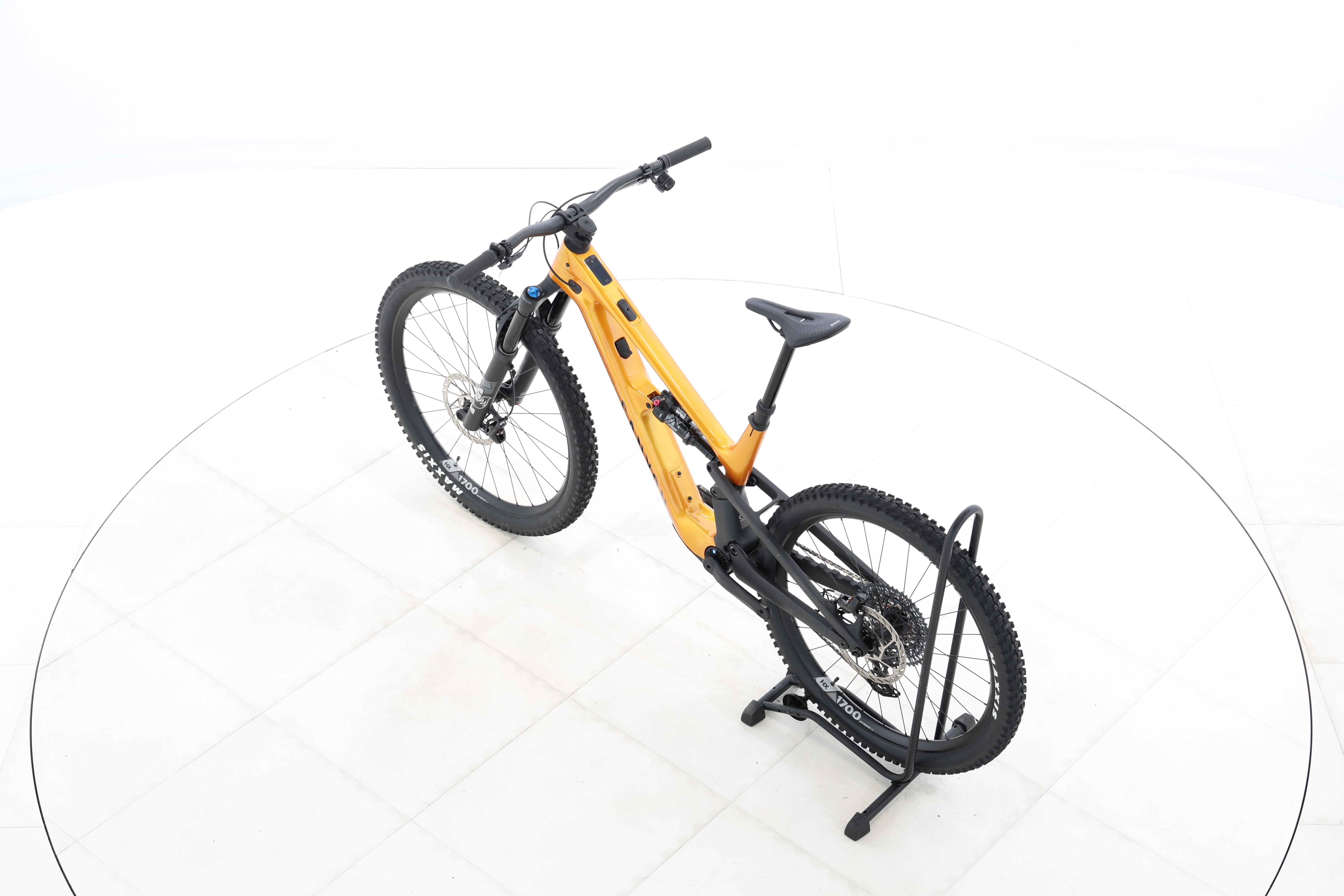 a710d71c-5c21-44ad-8d3c-c6d0ecf5d6e3