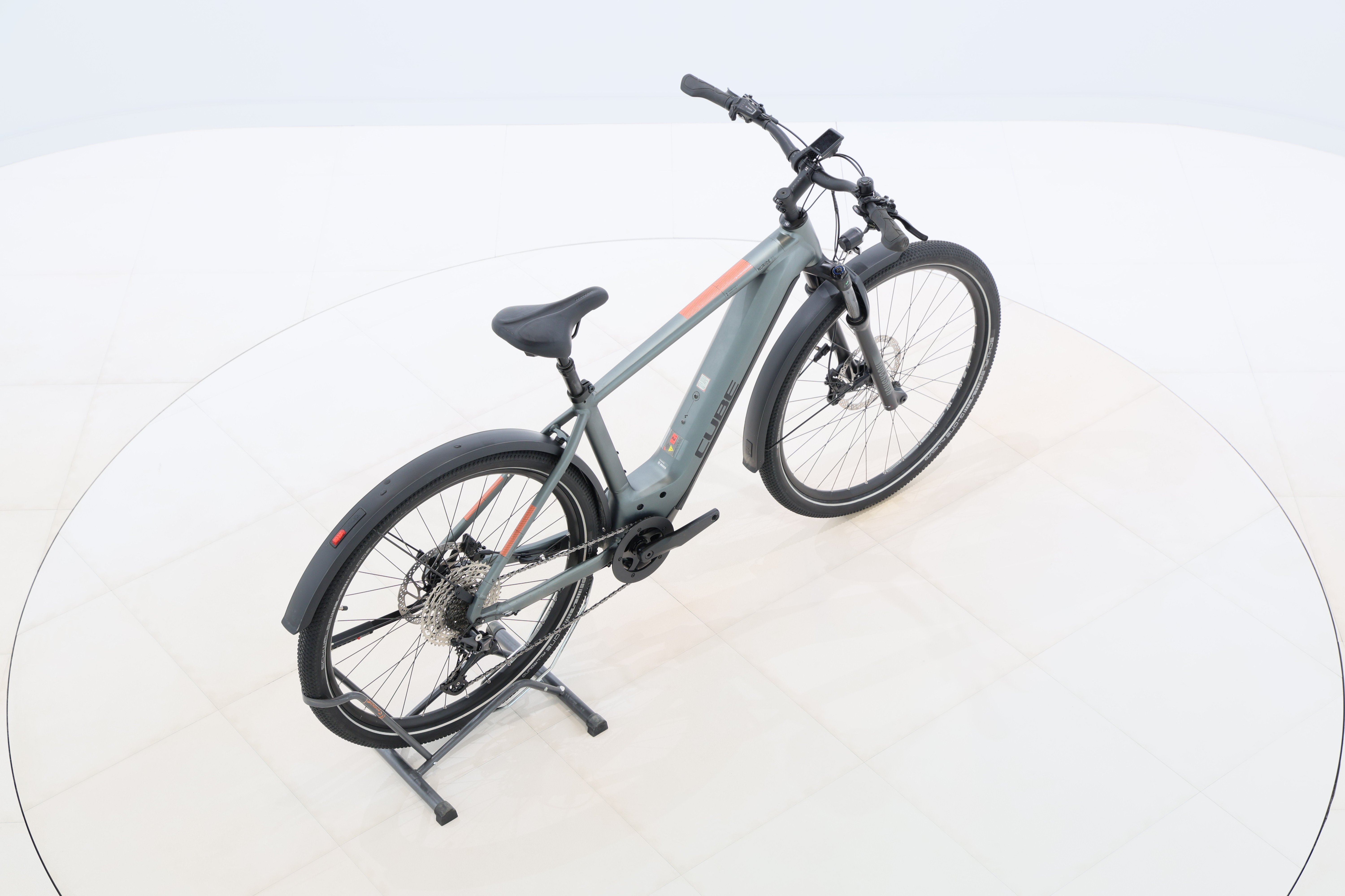 e1b62ca0-6125-4453-84f1-36373cc48e4e