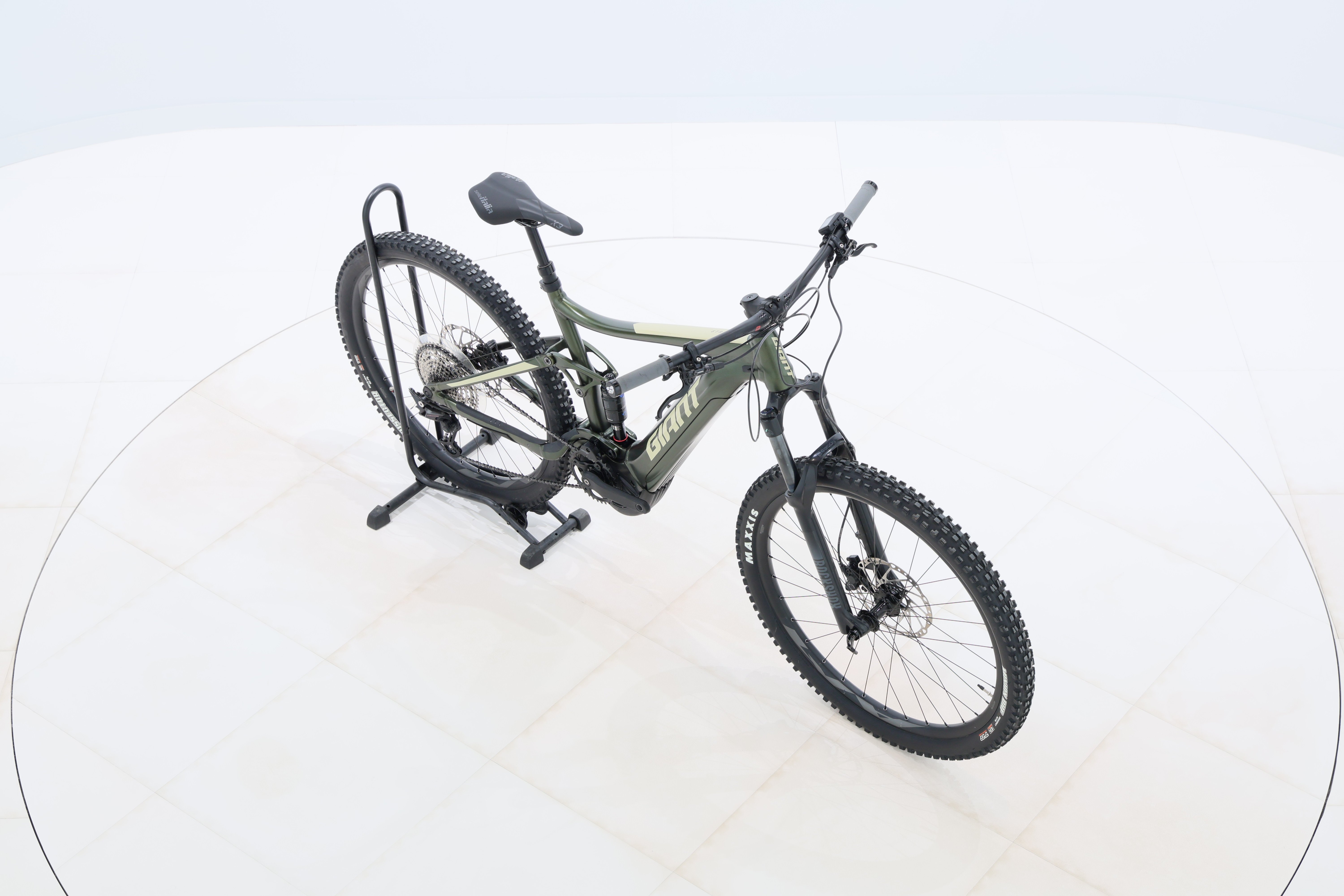 e774be57-33b3-4088-9340-e755e45c277b