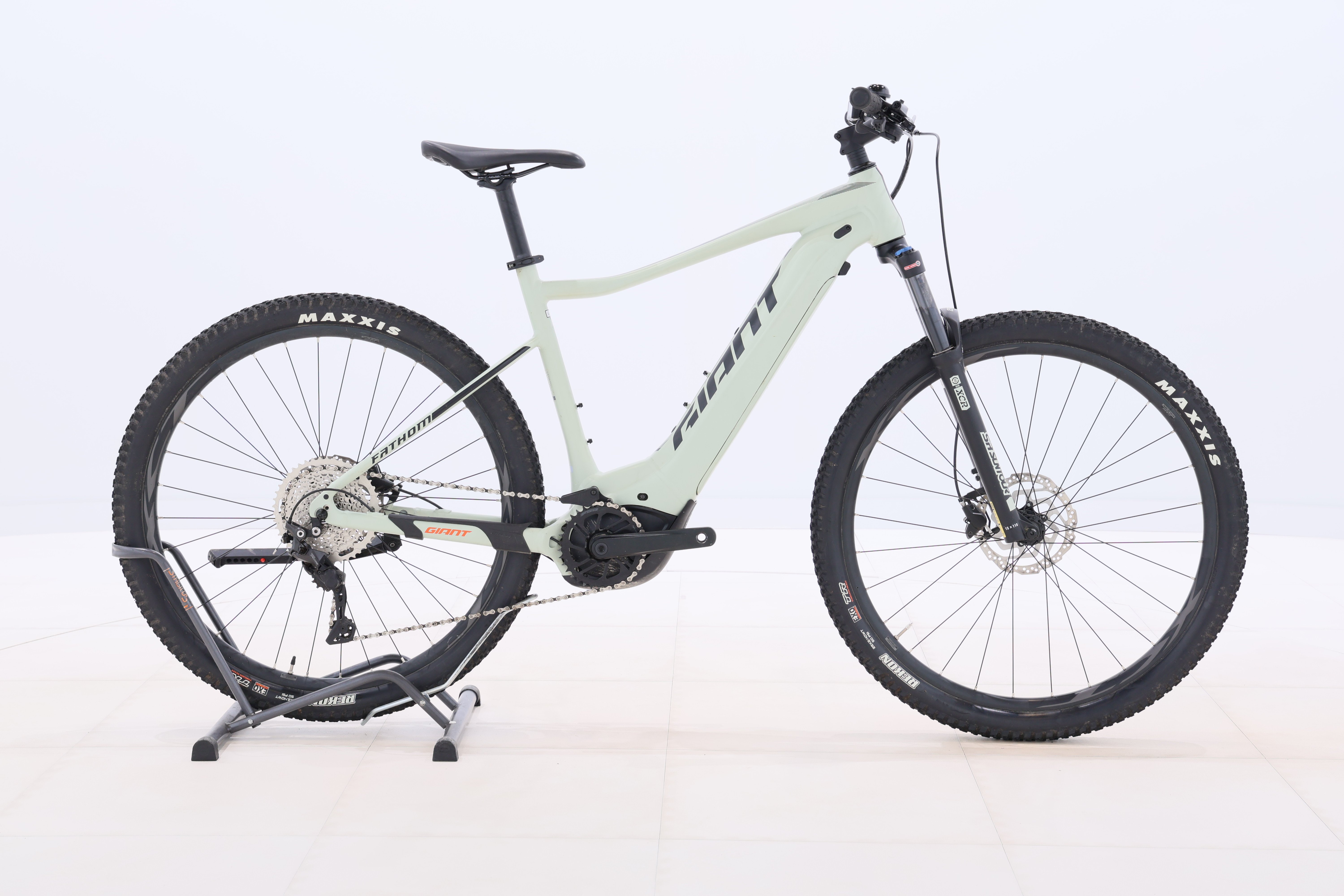 f4e1a2d1-f082-4e63-8781-dadbda0d61cd