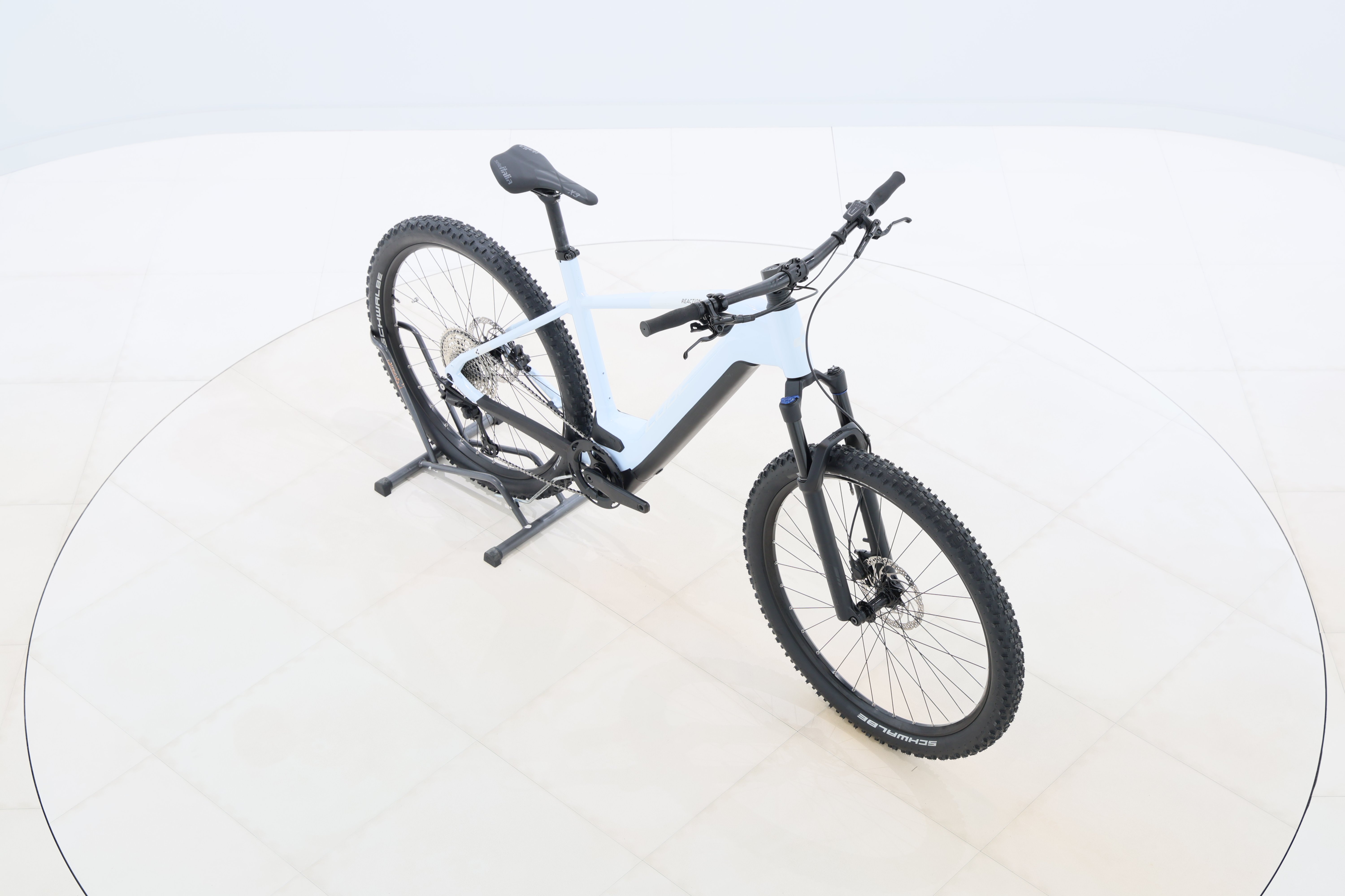 1e2f17a8-968e-46c2-ae84-aa06f780b087